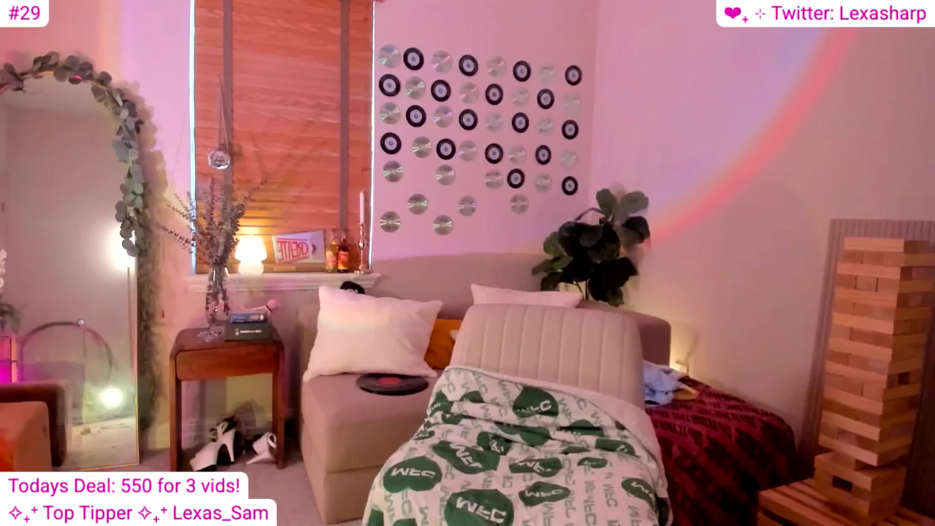 Gallery image thumbnail from alexasharp's myfreecams stream on, 08/18/2025, 22:03 image 3 of 20
