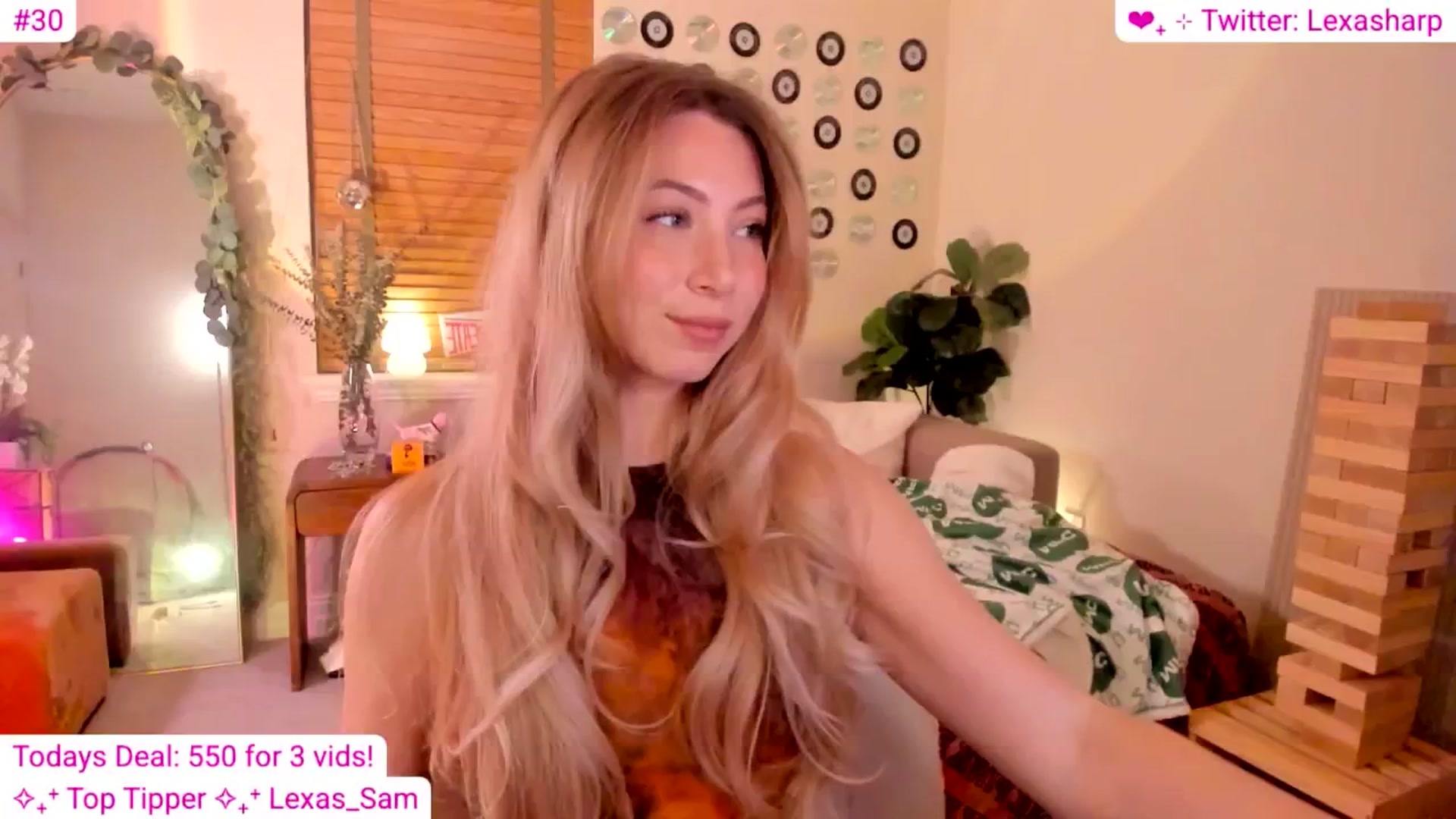 Gallery image thumbnail from alexasharp's myfreecams stream on, 08/20/2025, 02:33 image 3 of 20