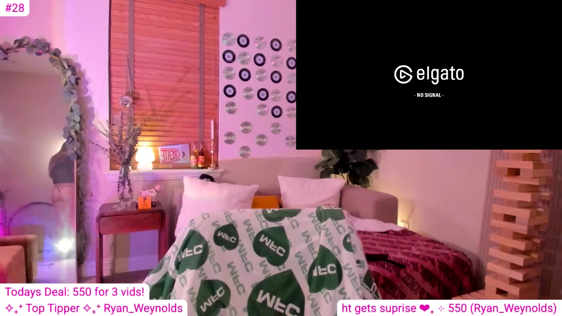Gallery image thumbnail from alexasharp's myfreecams stream on, 08/25/2025, 05:15 image 3 of 20