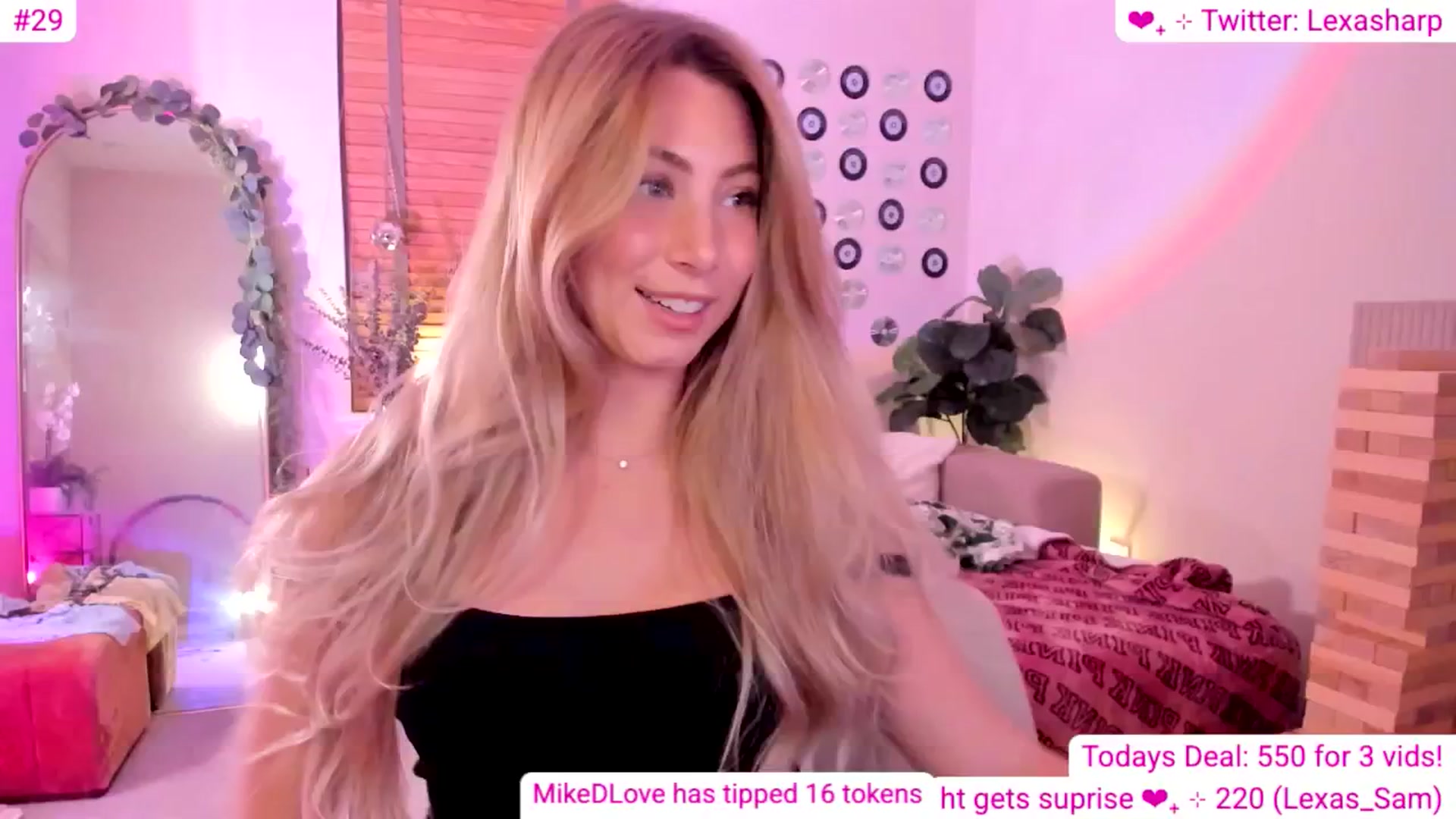 Gallery image thumbnail from alexasharp's myfreecams stream on, 08/28/2025, 03:56 image 1 of 20