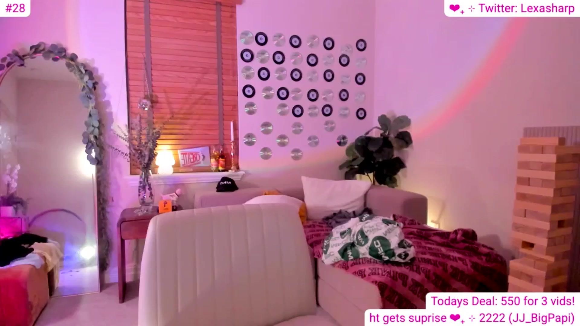 Gallery image thumbnail from alexasharp's myfreecams stream on, 08/29/2025, 05:31 image 15 of 20