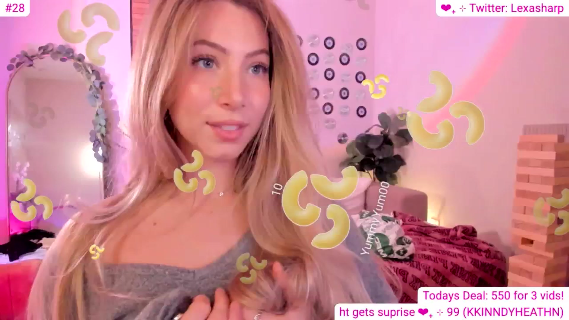 Gallery image thumbnail from alexasharp's myfreecams stream on, 08/29/2025, 05:31 image 1 of 20
