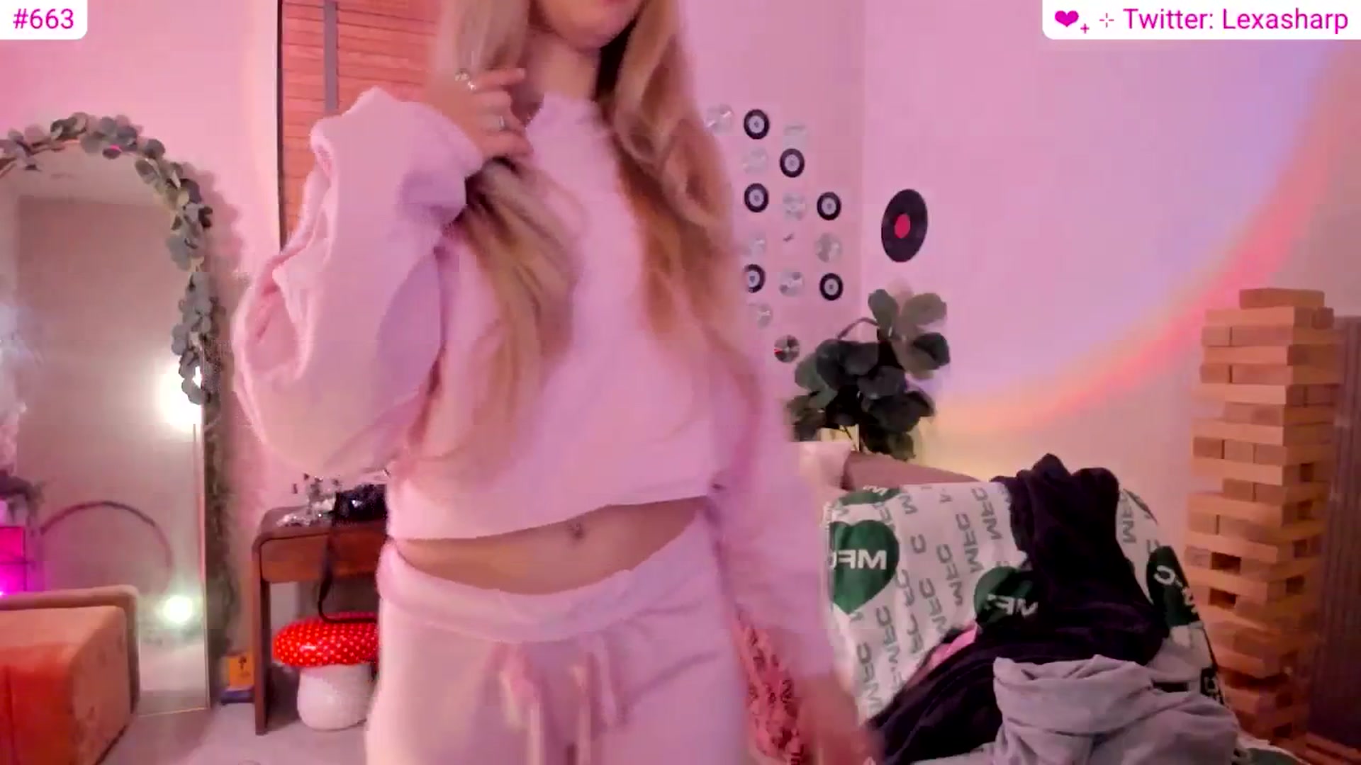 Gallery image thumbnail from alexasharp's myfreecams stream on, 09/27/2025, 05:07 image 7 of 20