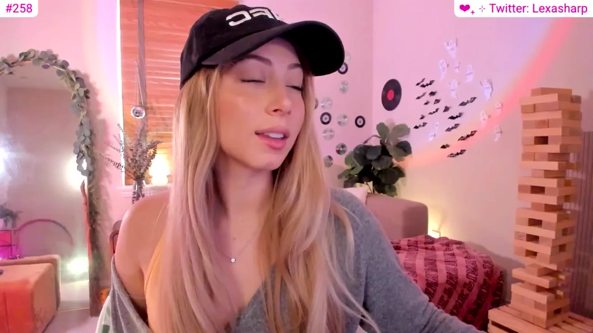 Gallery image thumbnail from alexasharp's myfreecams stream on, 10/30/2025, 23:00 image 3 of 20