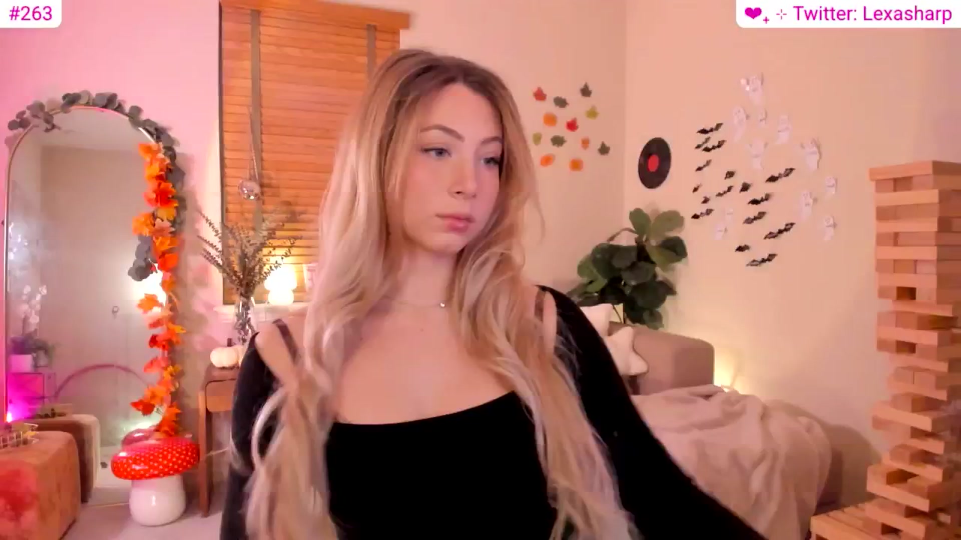 Gallery image thumbnail from alexasharp's myfreecams stream on, 11/18/2025, 23:29 image 3 of 20
