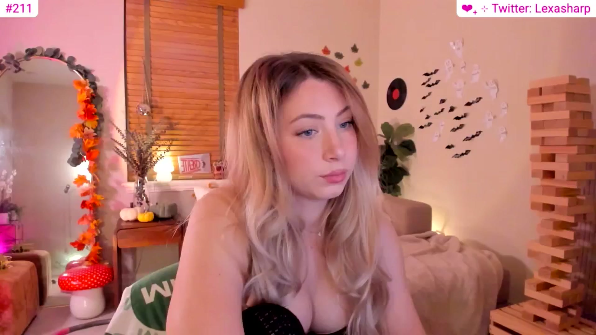 Gallery image thumbnail from alexasharp's myfreecams stream on, 11/19/2025, 24:25 image 15 of 20