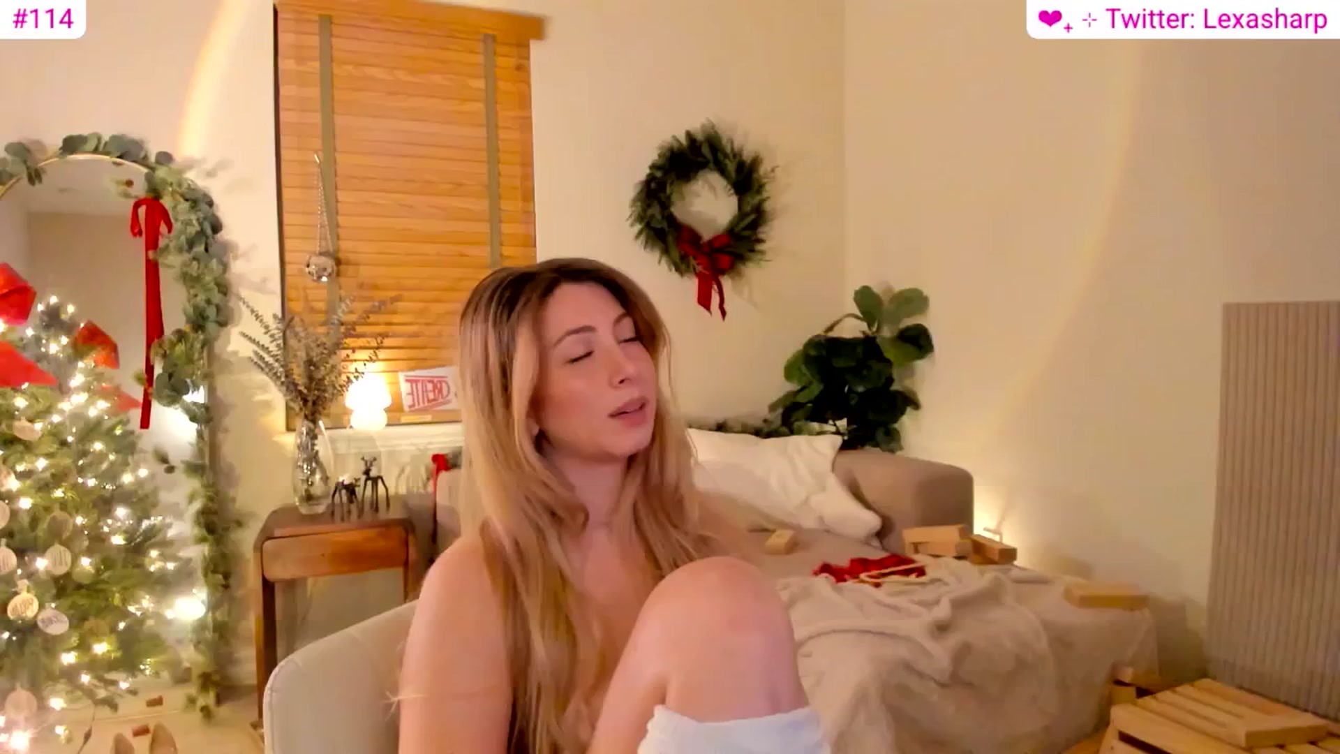 Gallery image thumbnail from alexasharp's myfreecams stream on, 12/13/2025, 07:11 image 14 of 20