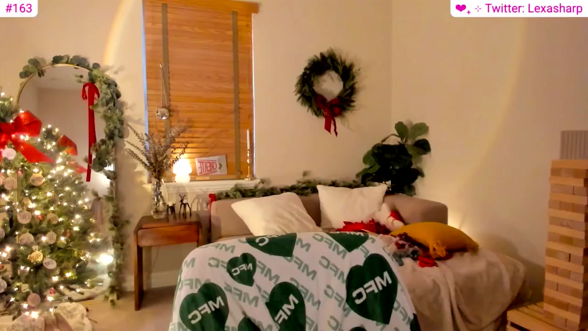 Gallery image thumbnail from alexasharp's myfreecams stream on, 12/17/2025, 22:43 image 4 of 20