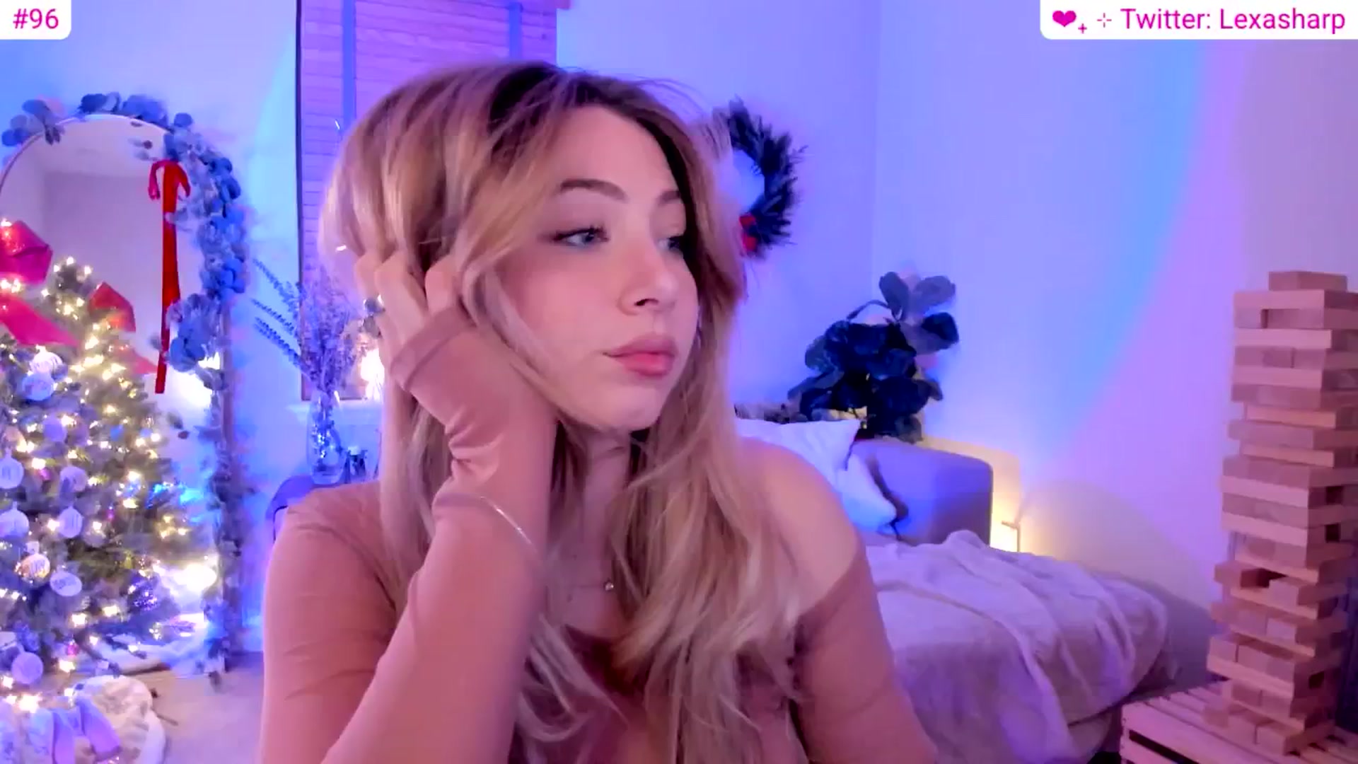 Gallery image thumbnail from alexasharp's myfreecams stream on, 12/20/2025, 06:55 image 10 of 20