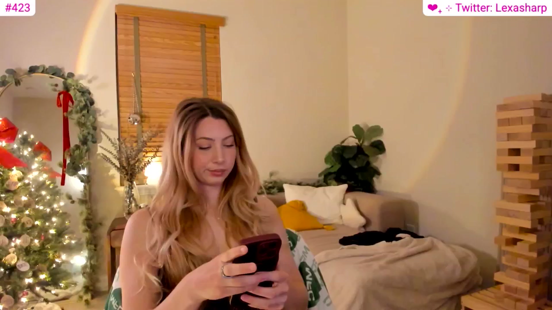 Gallery image thumbnail from alexasharp's myfreecams stream on, 01/15/2026, 01:11 image 11 of 20