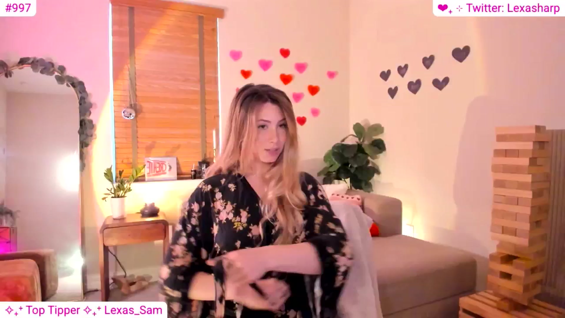 Gallery image thumbnail from alexasharp's myfreecams stream on, 03/10/2026, 23:30 image 18 of 20