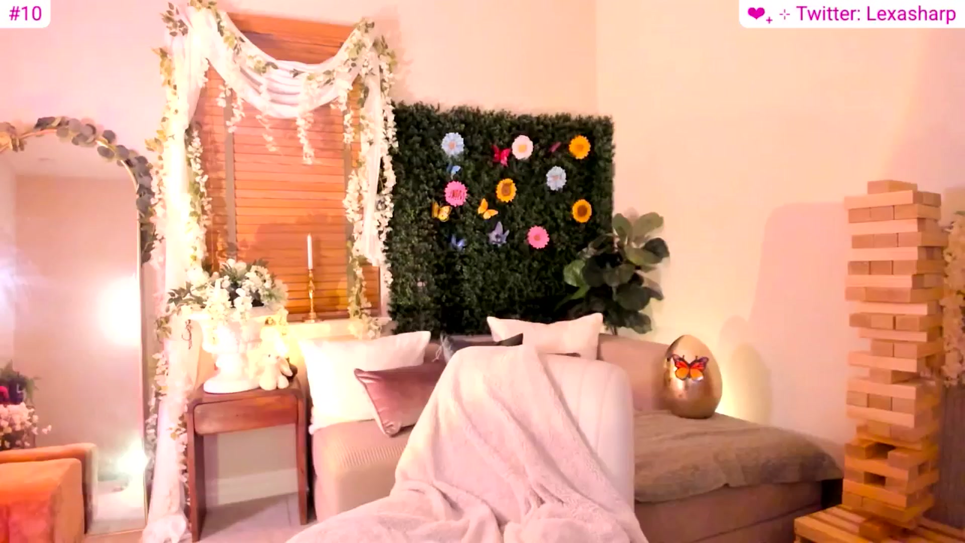 Gallery image thumbnail from alexasharp's myfreecams stream on, 04/04/2026, 05:03 image 6 of 20