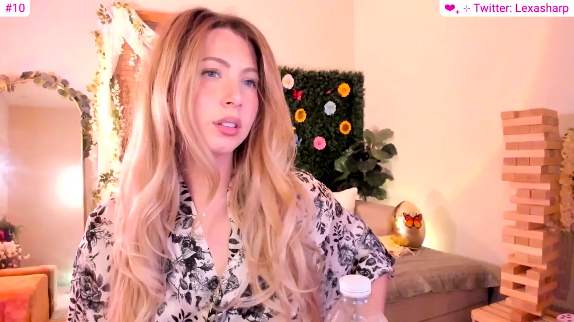 Gallery image thumbnail from alexasharp's myfreecams stream on, 04/04/2026, 05:03 image 16 of 20