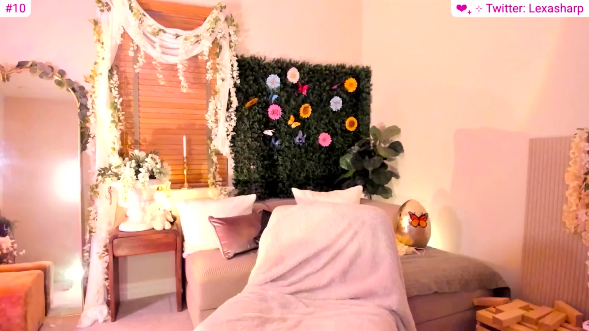 Gallery image thumbnail from alexasharp's myfreecams stream on, 04/04/2026, 06:24 image 11 of 20