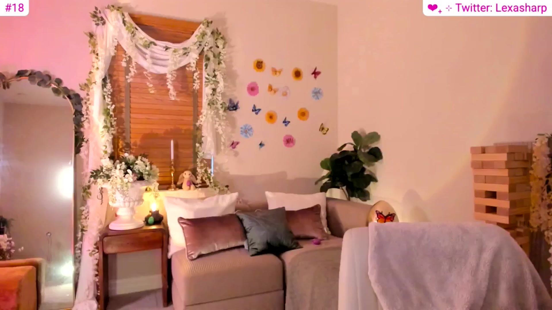 Gallery image thumbnail from alexasharp's myfreecams stream on, 04/06/2026, 22:50 image 7 of 20