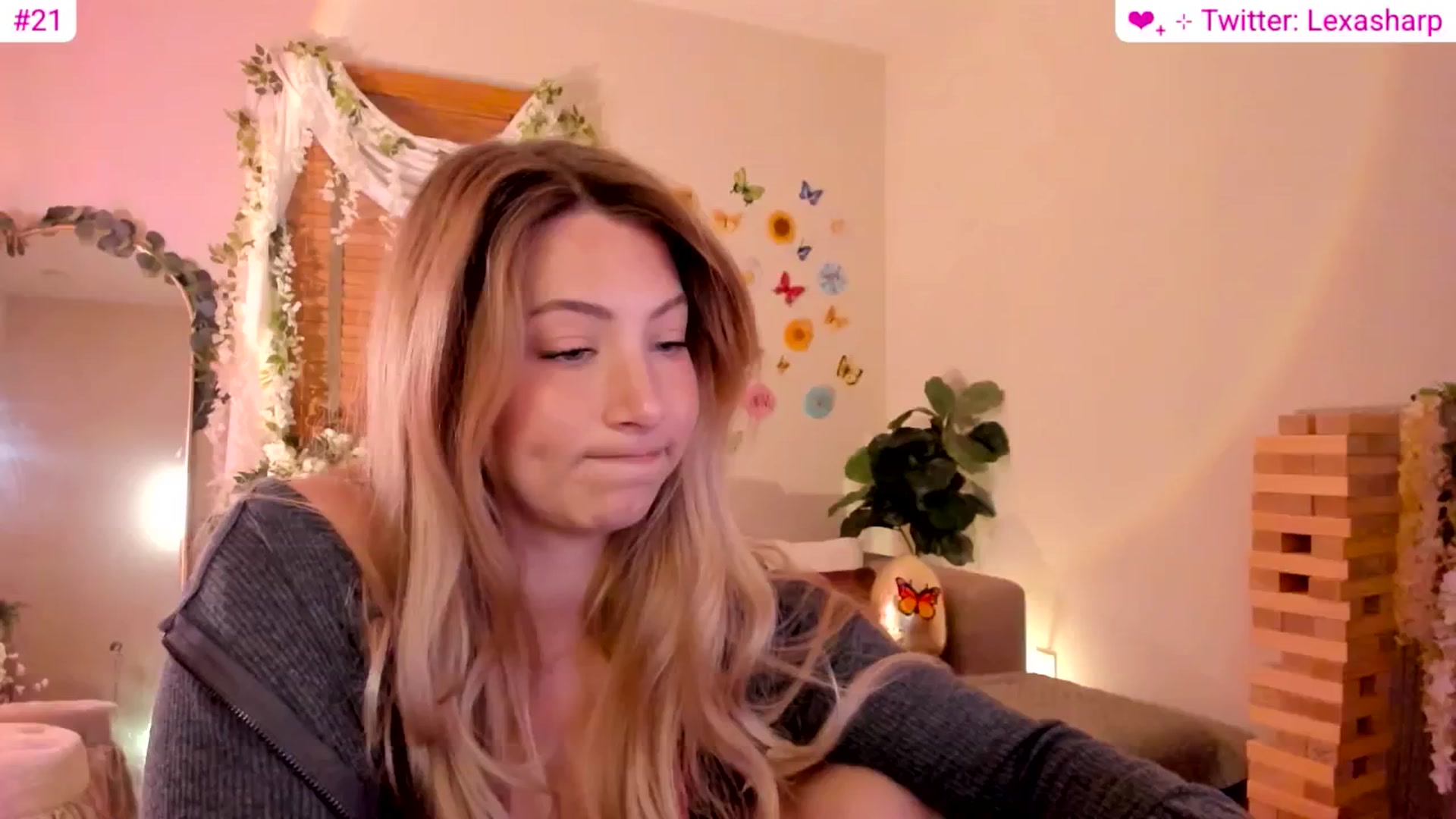 Gallery image thumbnail from alexasharp's myfreecams stream on, 04/17/2026, 24:01 image 9 of 20