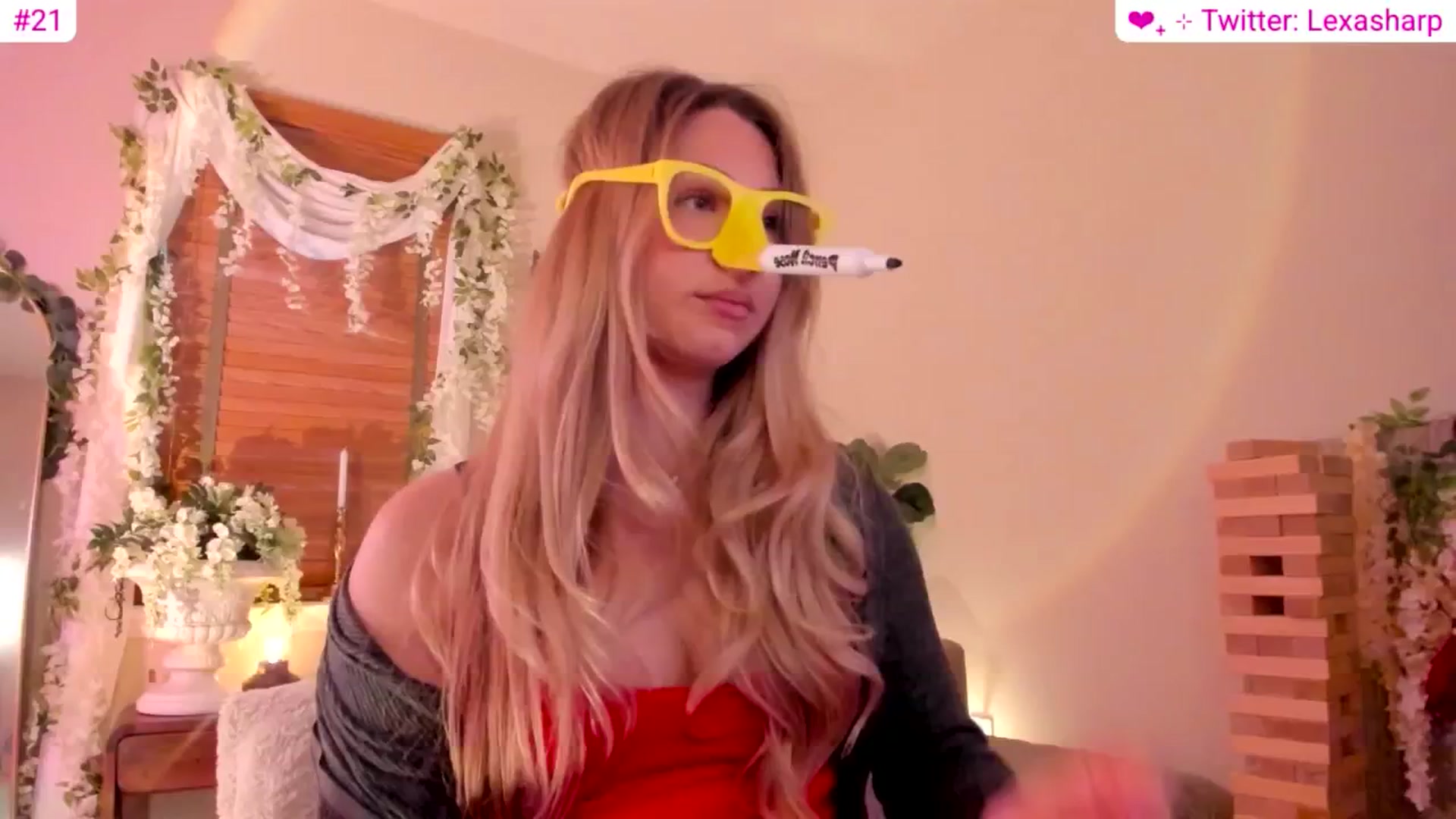 Gallery image thumbnail from alexasharp's myfreecams stream on, 04/17/2026, 24:01 image 2 of 20