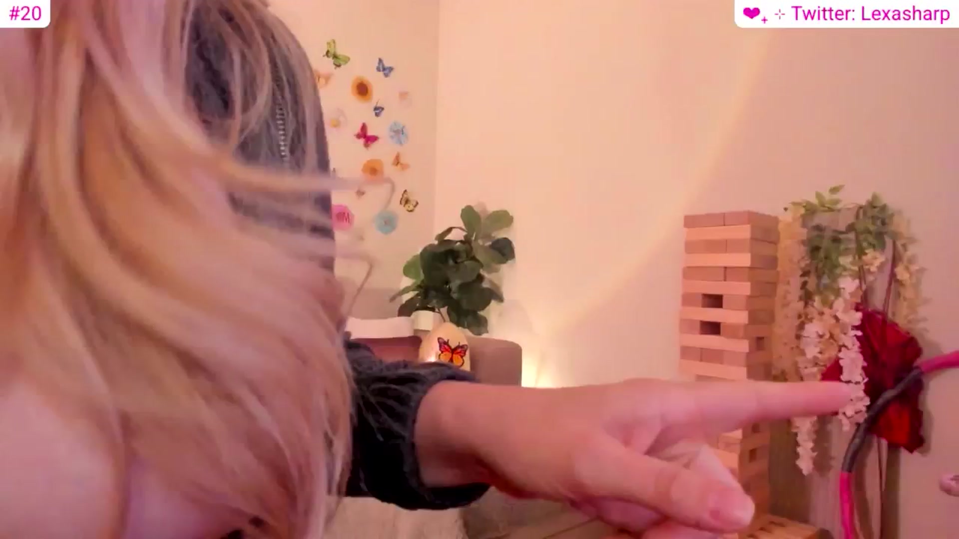 Gallery image thumbnail from alexasharp's myfreecams stream on, 04/17/2026, 04:06 image 19 of 20