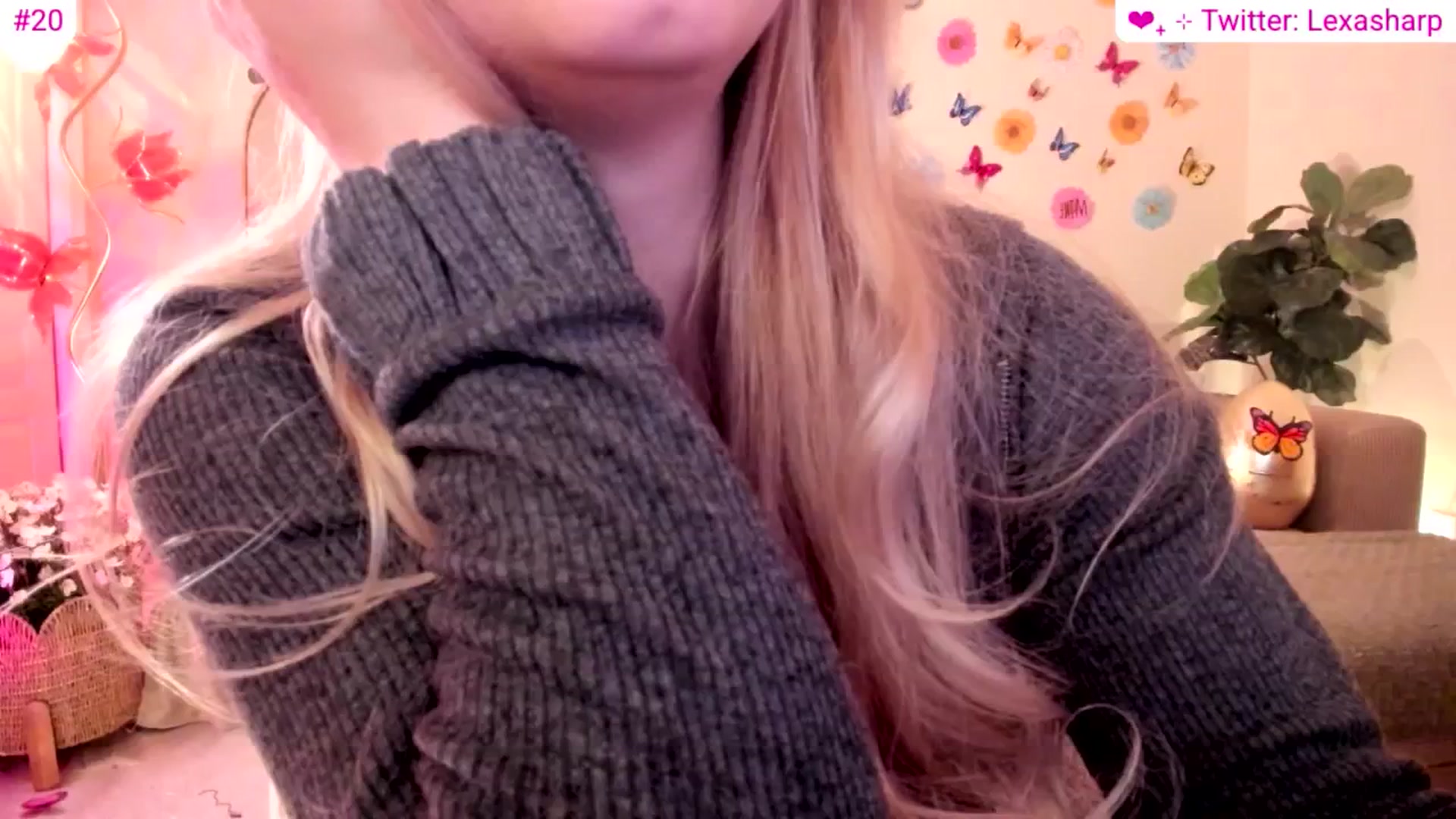 Gallery image thumbnail from alexasharp's myfreecams stream on, 04/17/2026, 05:52 image 4 of 20
