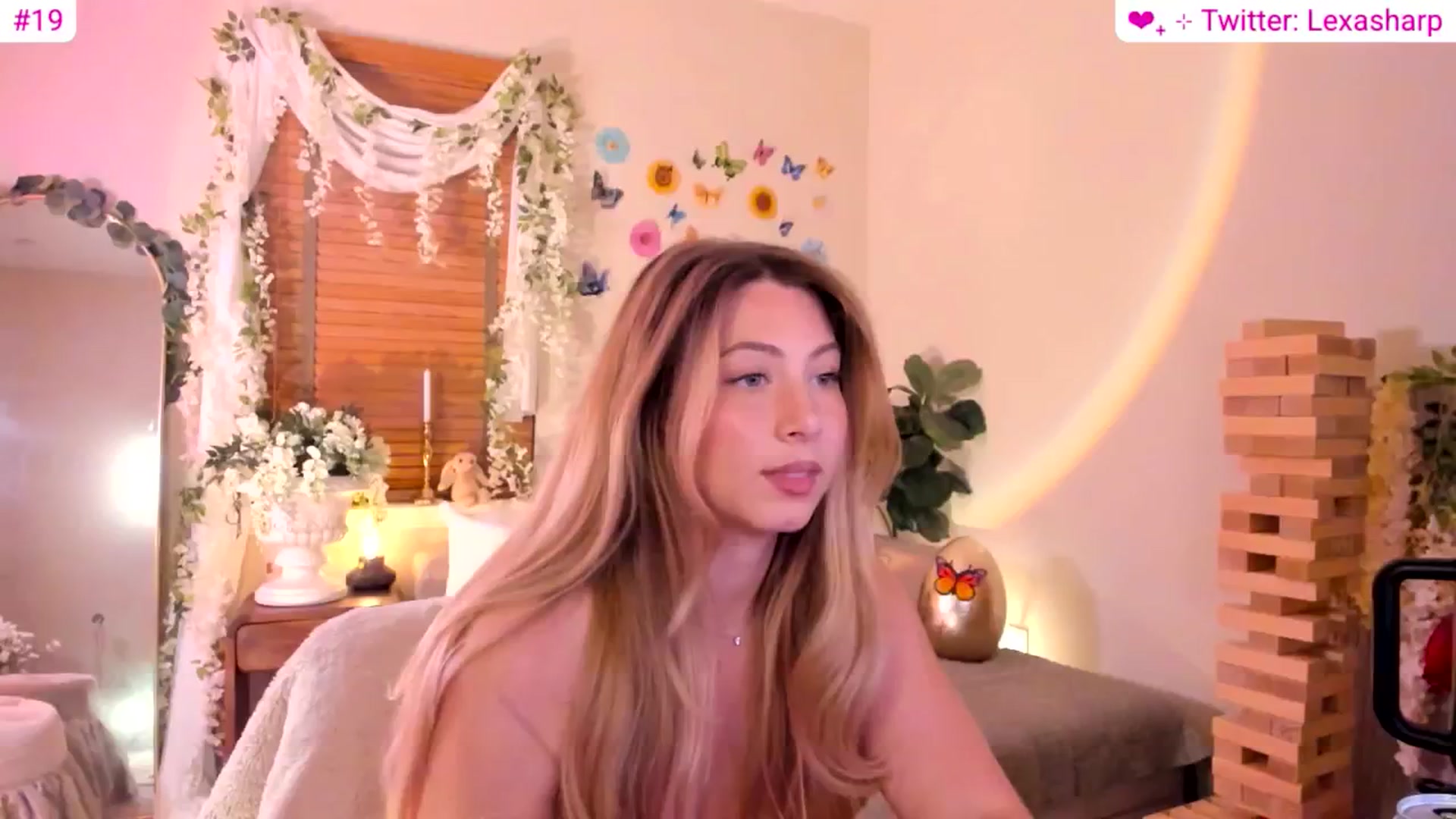 Gallery image thumbnail from alexasharp's myfreecams stream on, 04/24/2026, 04:37 image 17 of 20