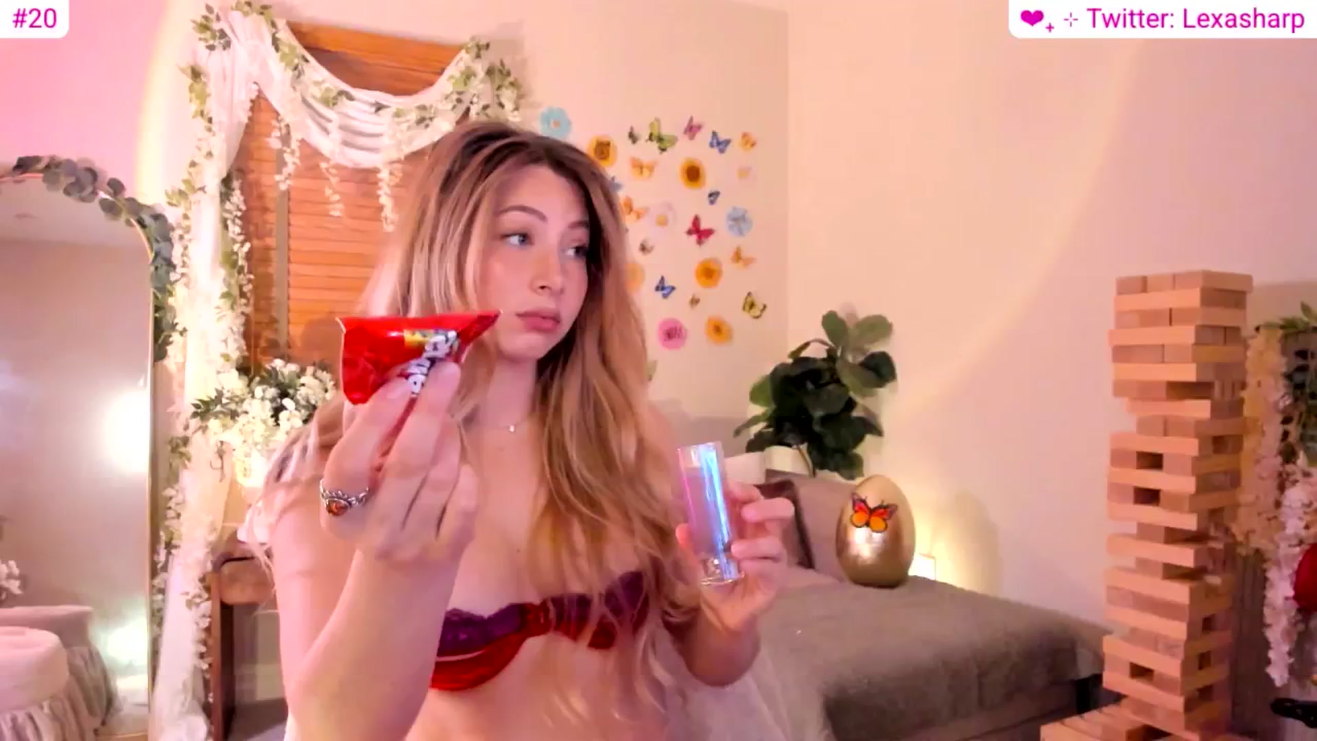 Gallery image thumbnail from alexasharp's myfreecams stream on, 04/25/2026, 04:38 image 9 of 20