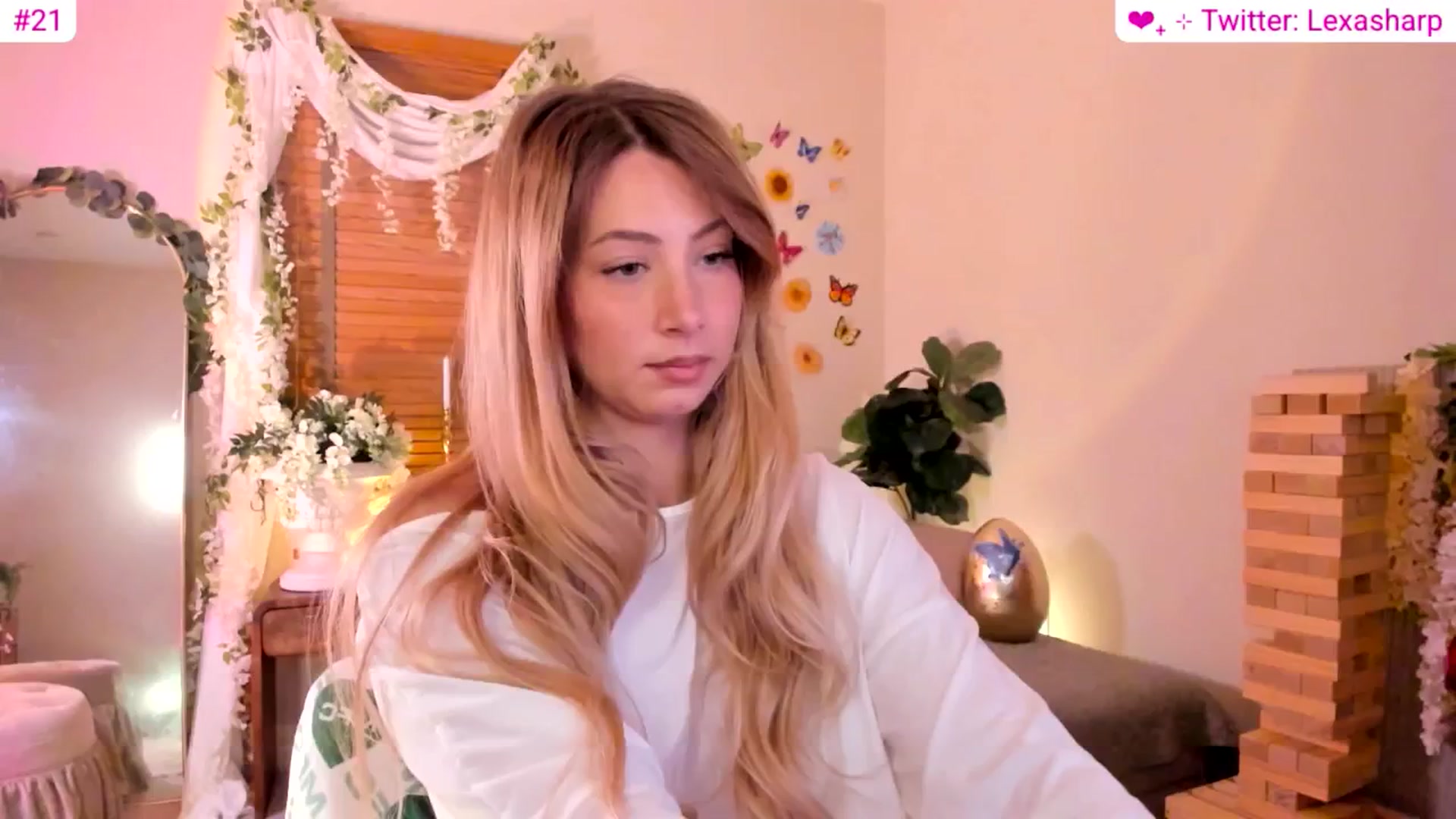 Gallery image thumbnail from alexasharp's myfreecams stream on, 04/29/2026, 03:29 image 4 of 20