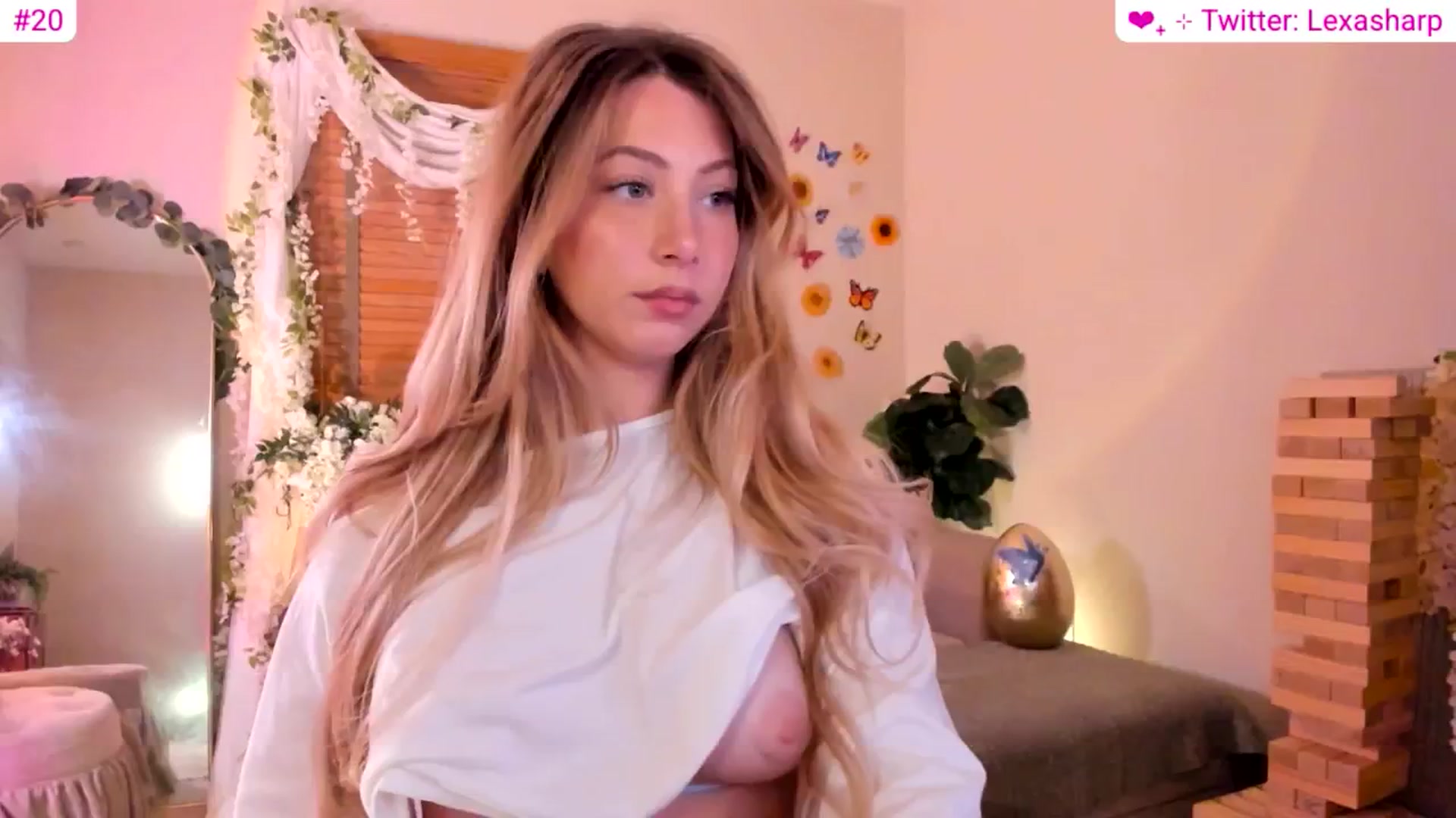 Gallery image thumbnail from alexasharp's myfreecams stream on, 04/29/2026, 04:06 image 6 of 20