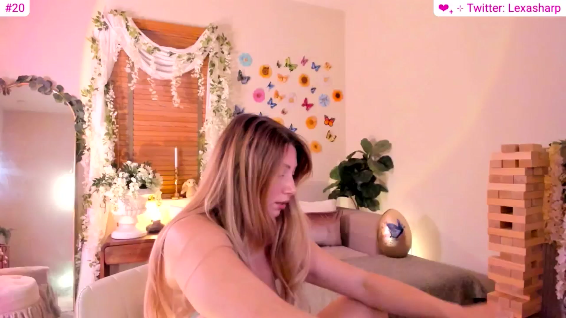 Gallery image thumbnail from alexasharp's myfreecams stream on, 04/29/2026, 04:06 image 16 of 20