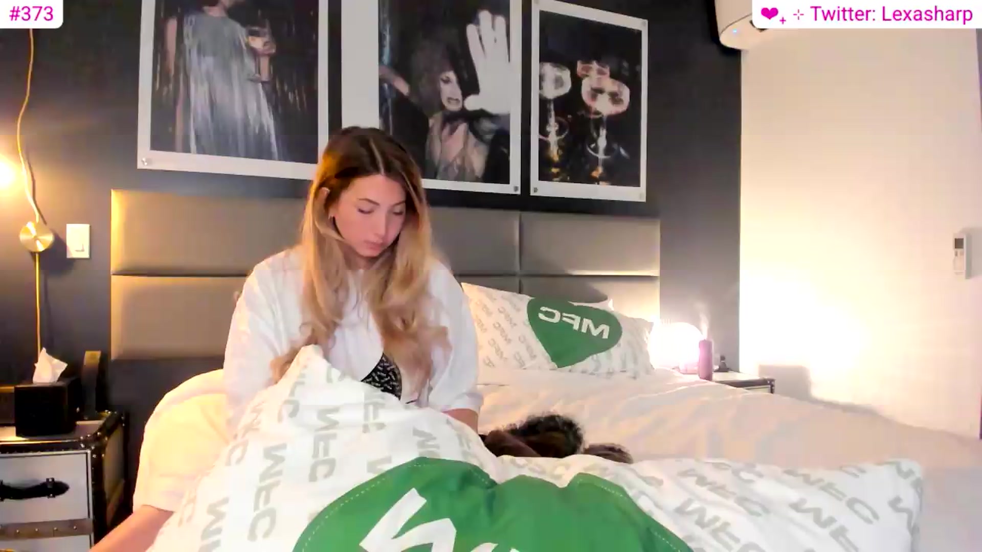 Gallery image thumbnail from alexasharp's myfreecams stream on, 05/21/2026, 05:20 image 11 of 20