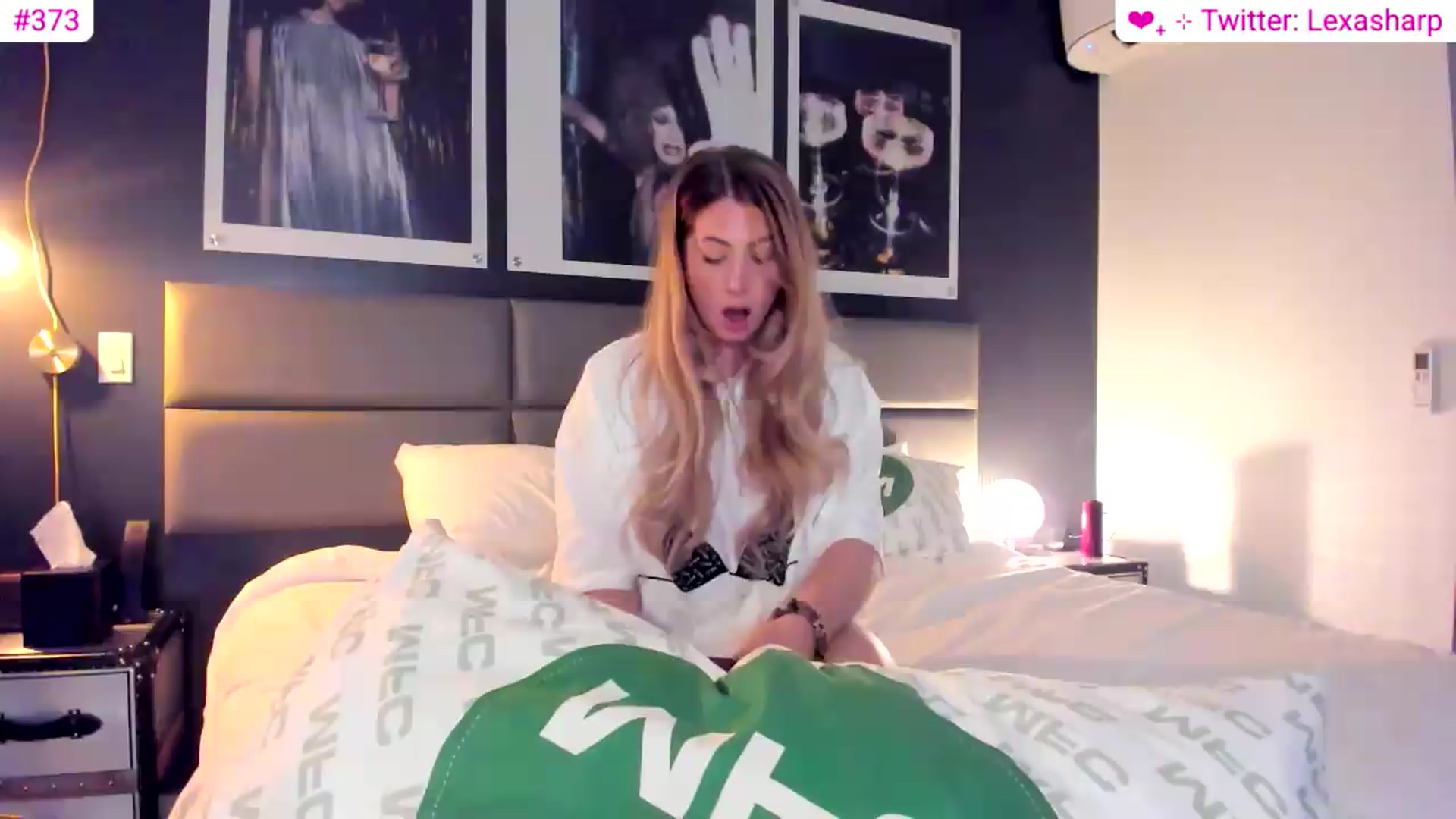Gallery image thumbnail from alexasharp's myfreecams stream on, 05/21/2026, 05:20 image 9 of 20