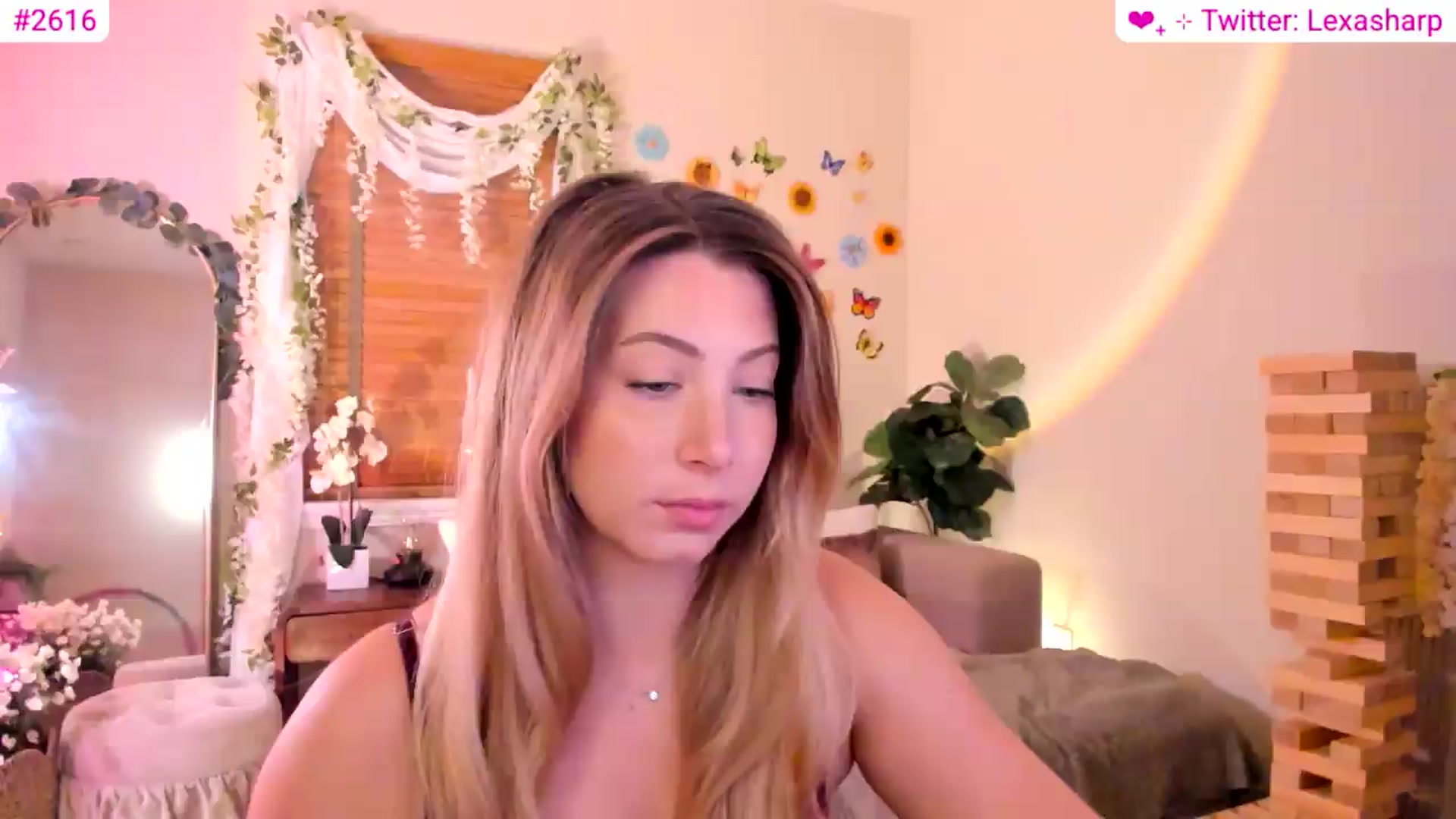Gallery image thumbnail from alexasharp's myfreecams stream on, 07/22/2026, 24:39 image 18 of 20