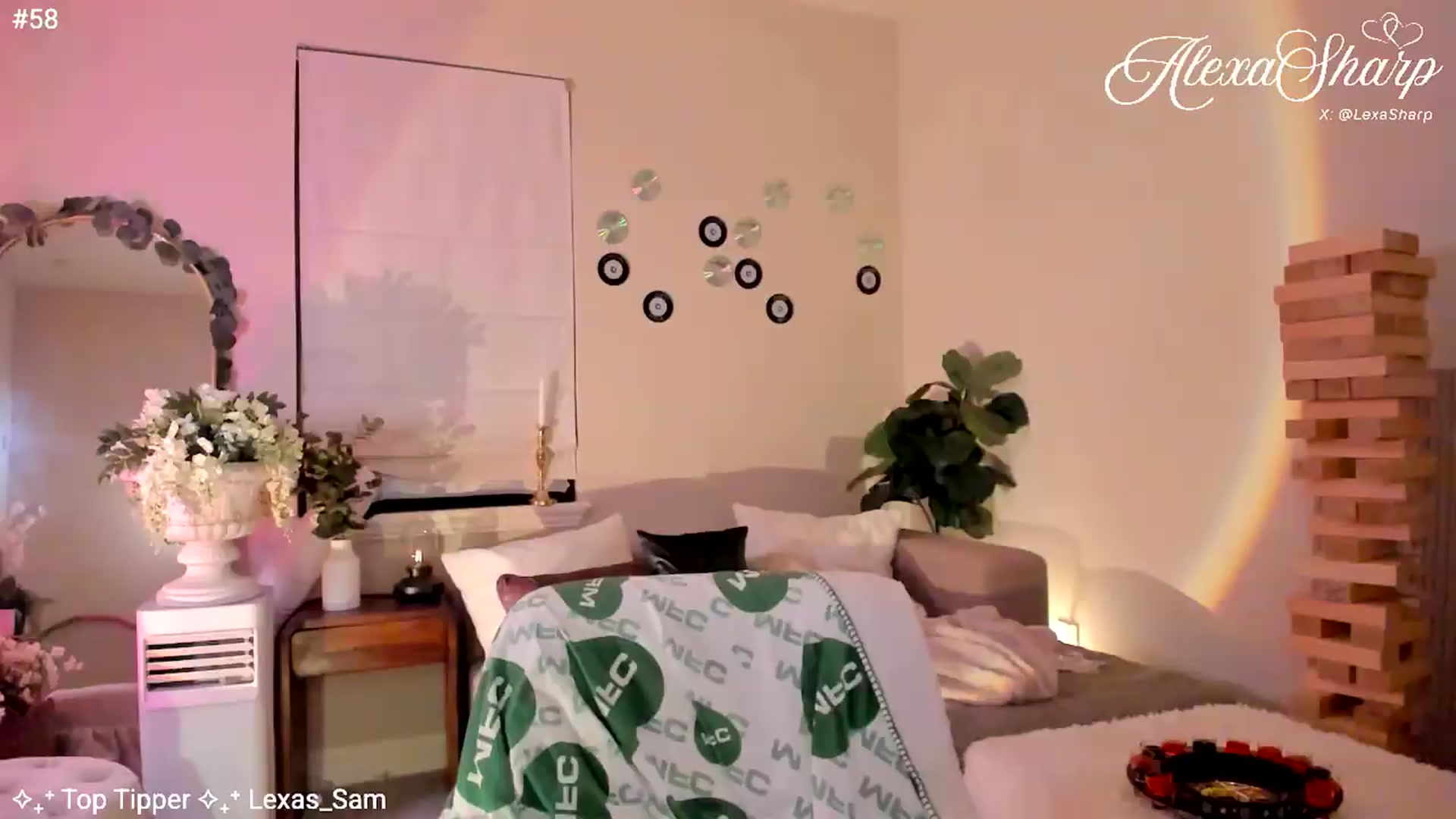 Gallery image thumbnail from alexasharp's myfreecams stream on, 08/28/2026, 04:11 image 20 of 20