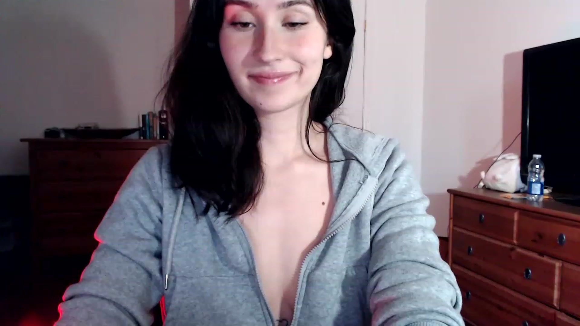 Gallery image thumbnail from alexia's myfreecams stream on, 12/15/2022, 19:35 image 10 of 20