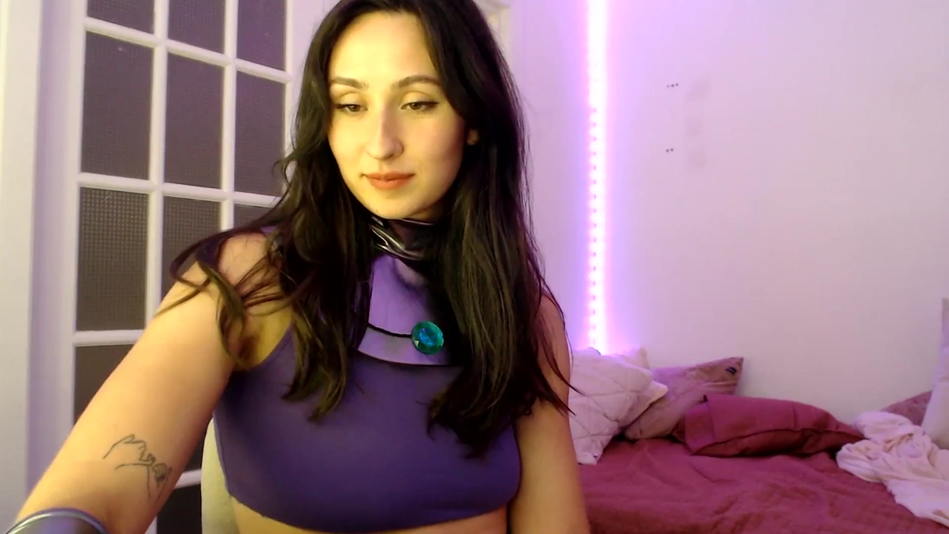 Gallery image thumbnail from alexia's myfreecams stream on, 10/12/2023, 24:22 image 17 of 20