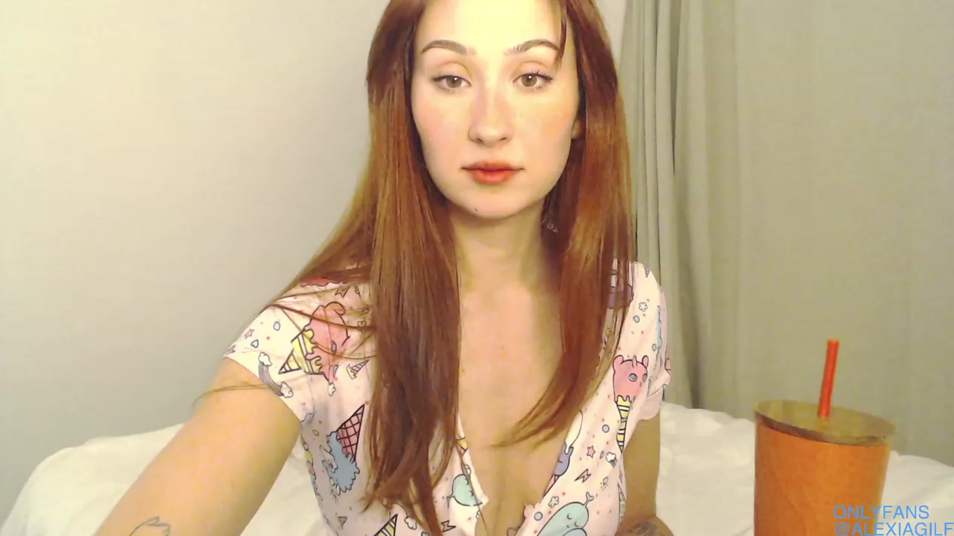 Gallery image thumbnail from alexia's myfreecams stream on, 02/25/2024, 03:36 image 19 of 20