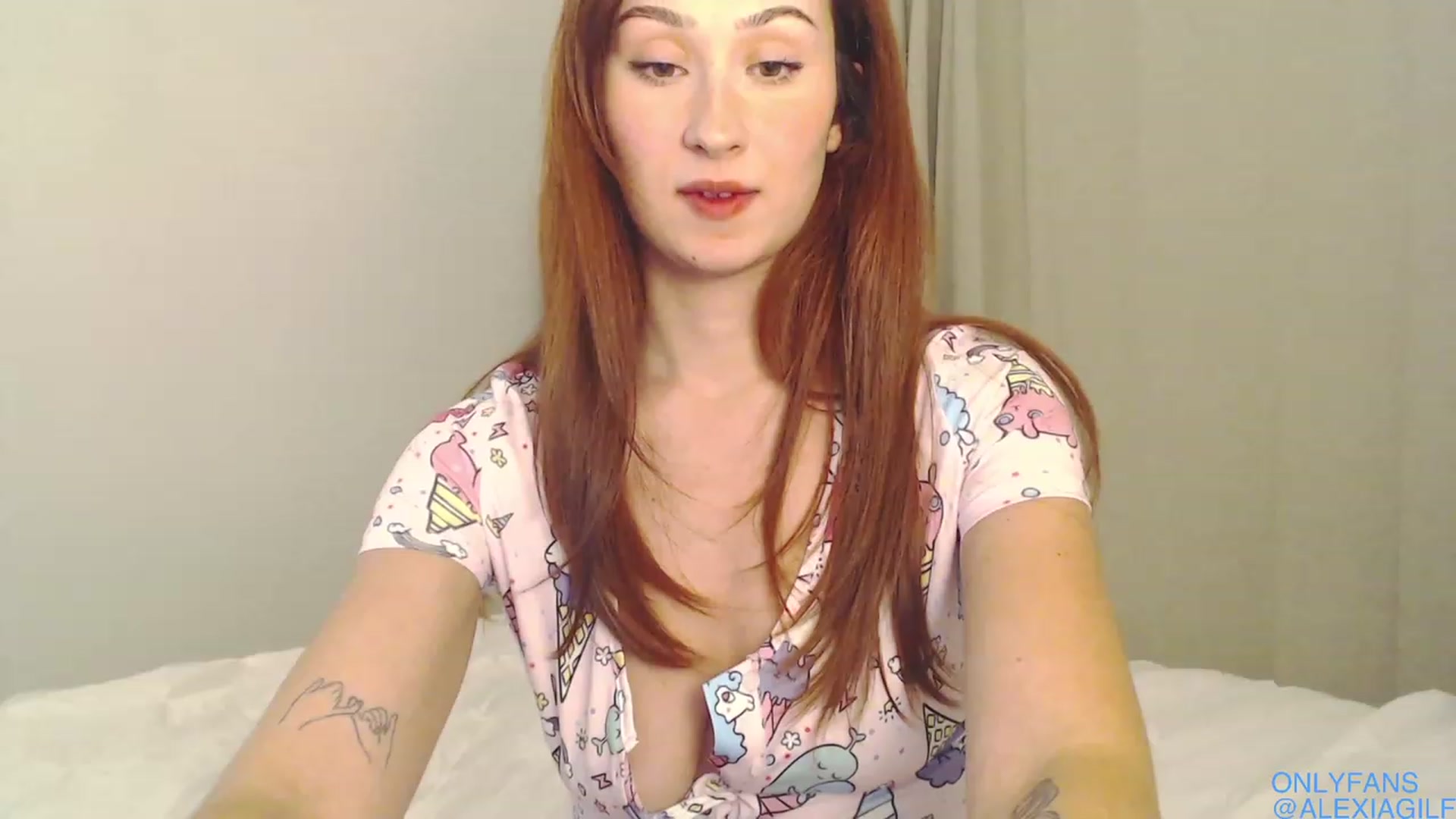 Gallery image thumbnail from alexia's myfreecams stream on, 02/25/2024, 03:36 image 6 of 20