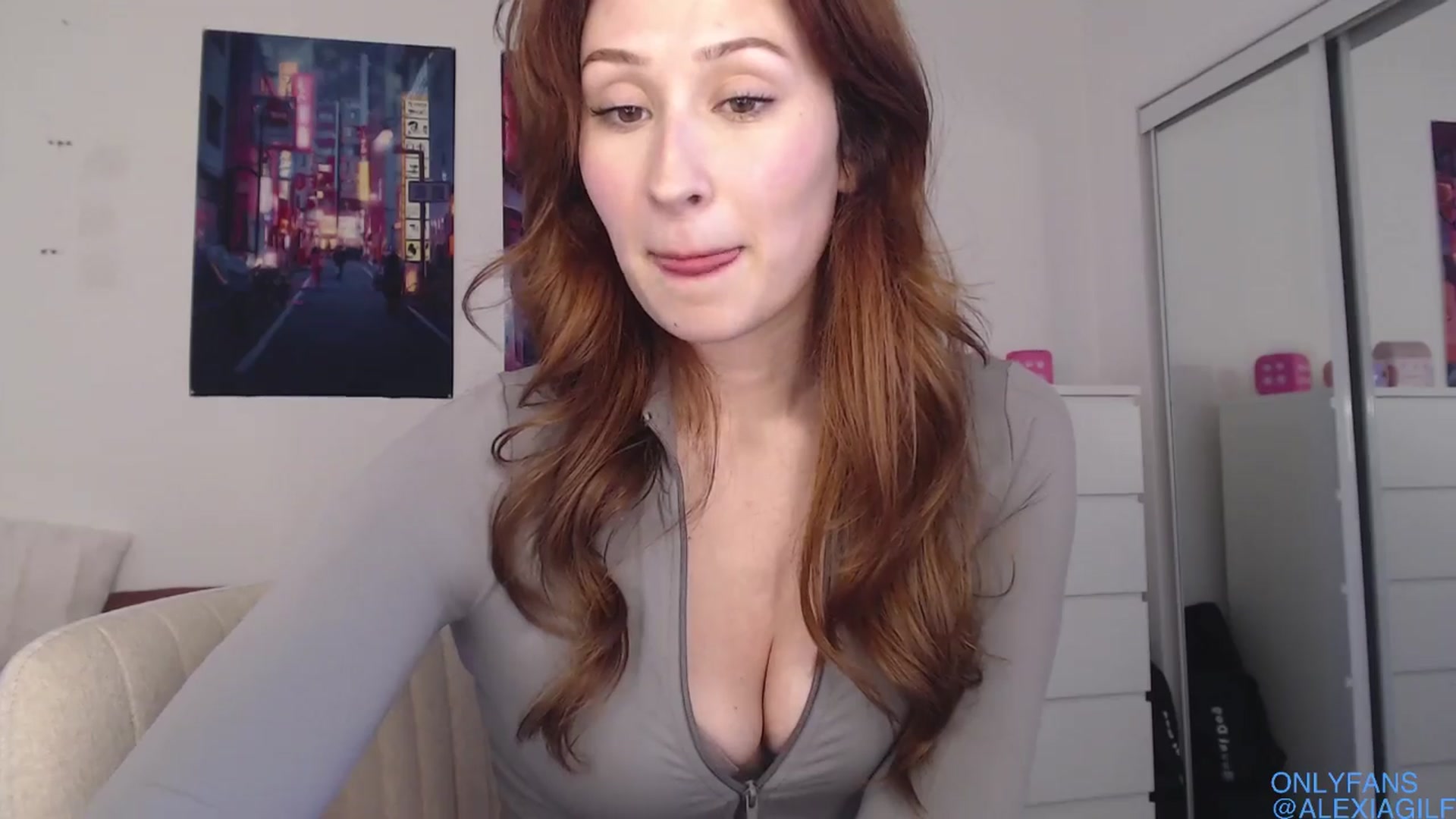 Gallery image thumbnail from alexia's myfreecams stream on, 04/09/2024, 18:44 image 15 of 20