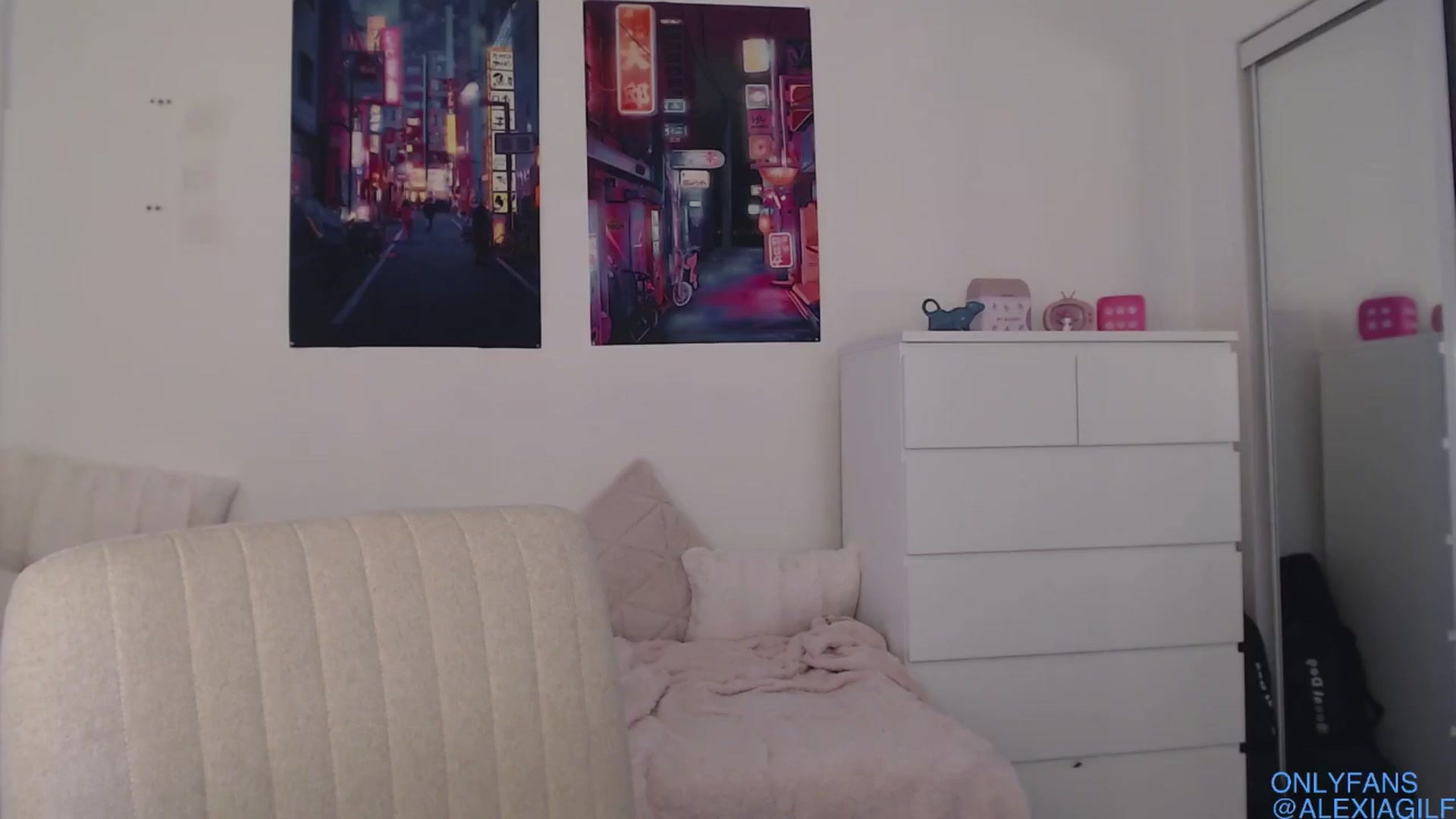 Gallery image thumbnail from alexia's myfreecams stream on, 04/09/2024, 18:44 image 20 of 20