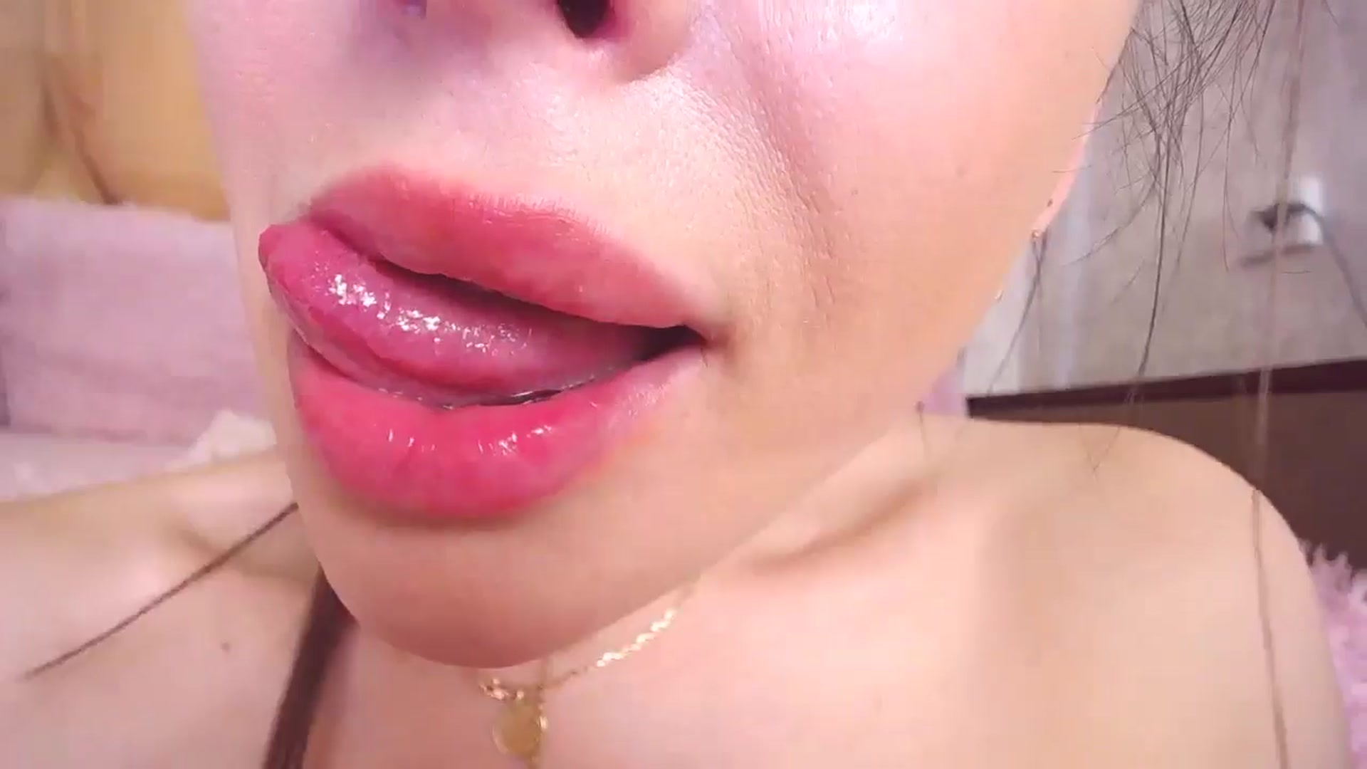 Gallery image thumbnail from alexis_xxxxx's myfreecams stream on, 04/23/2025, 08:18 image 4 of 20