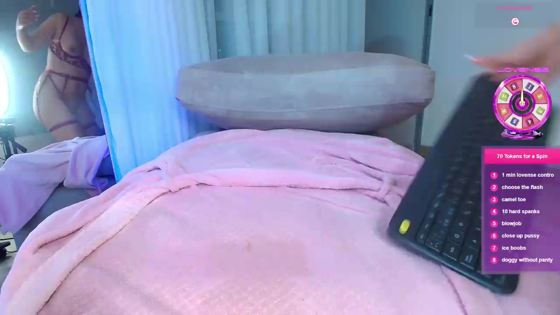 Gallery image thumbnail from alexisbloomxo's myfreecams stream on, 07/14/2026, 07:39 image 5 of 20