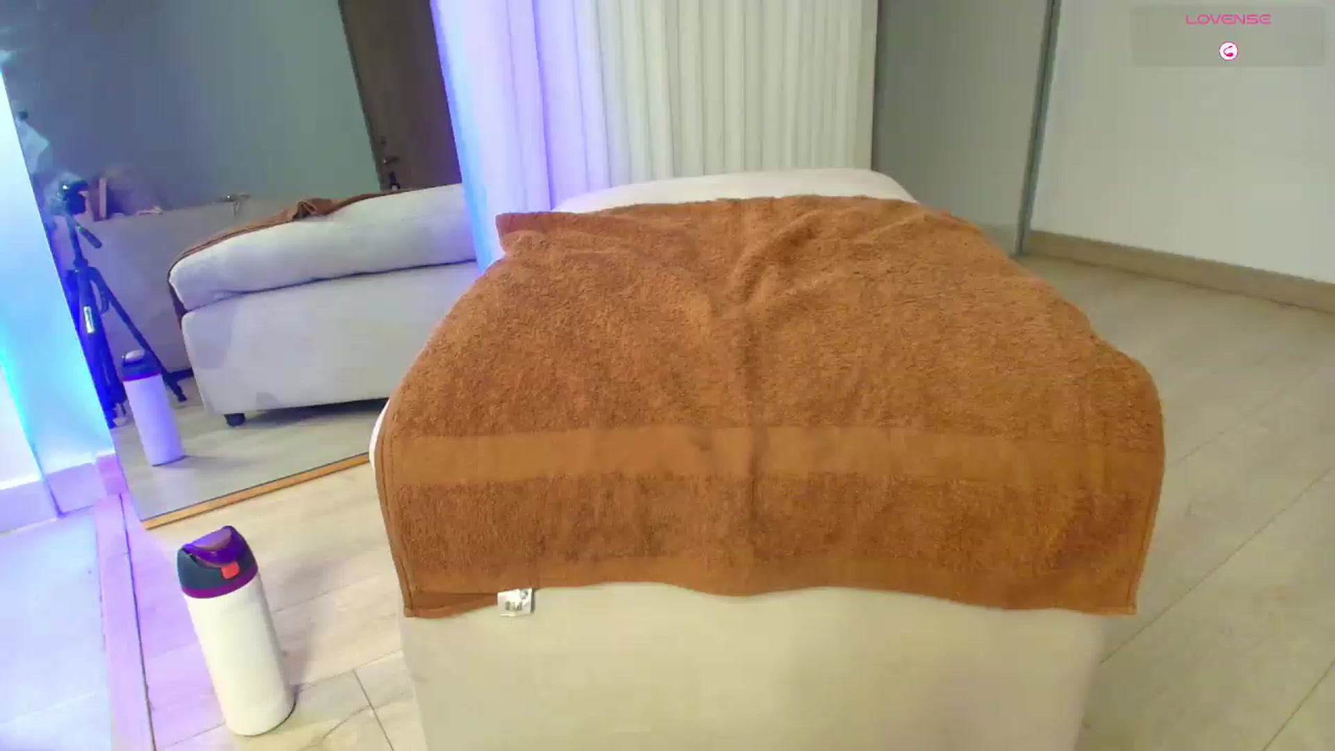 Gallery image thumbnail from alexisbloomxo's myfreecams stream on, 09/03/2026, 08:04 image 10 of 20