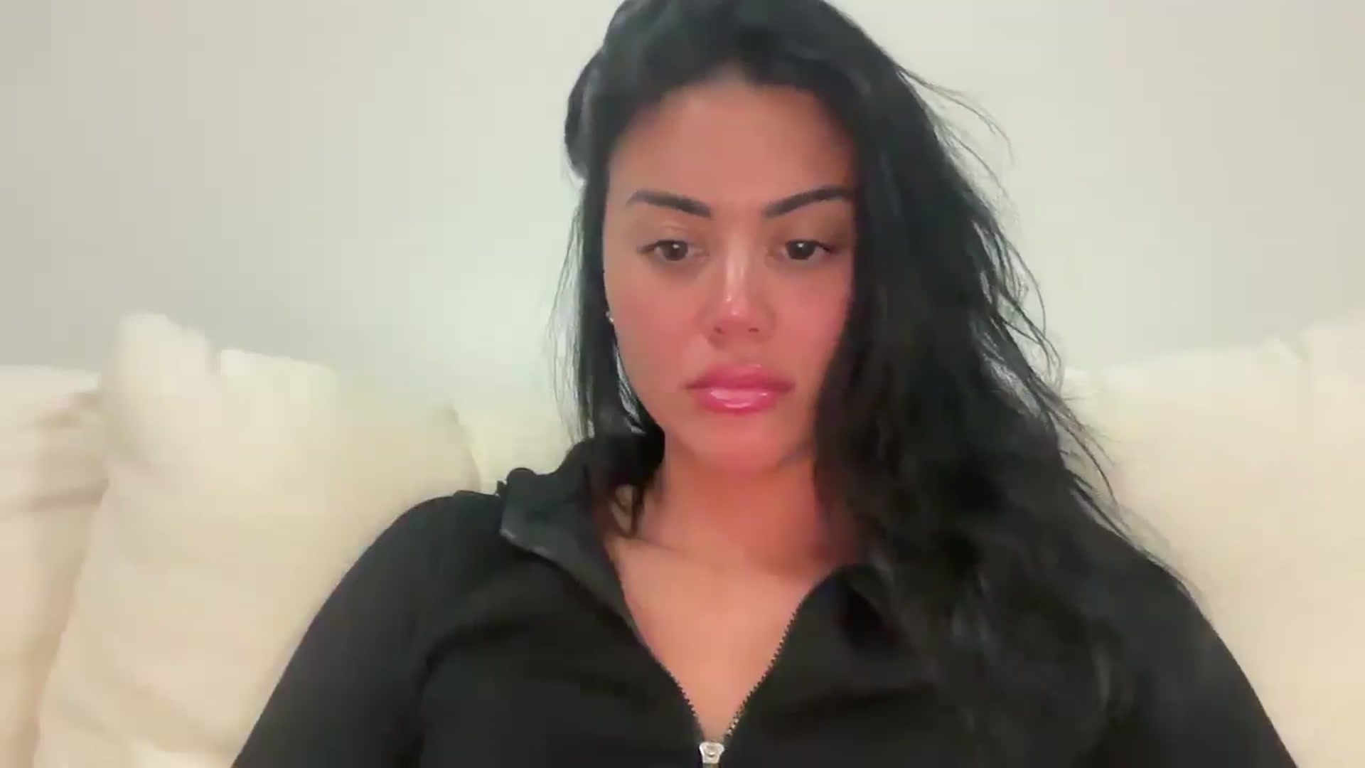 Gallery image thumbnail from alexzamora's myfreecams stream on, 03/09/2025, 06:34 image 11 of 20