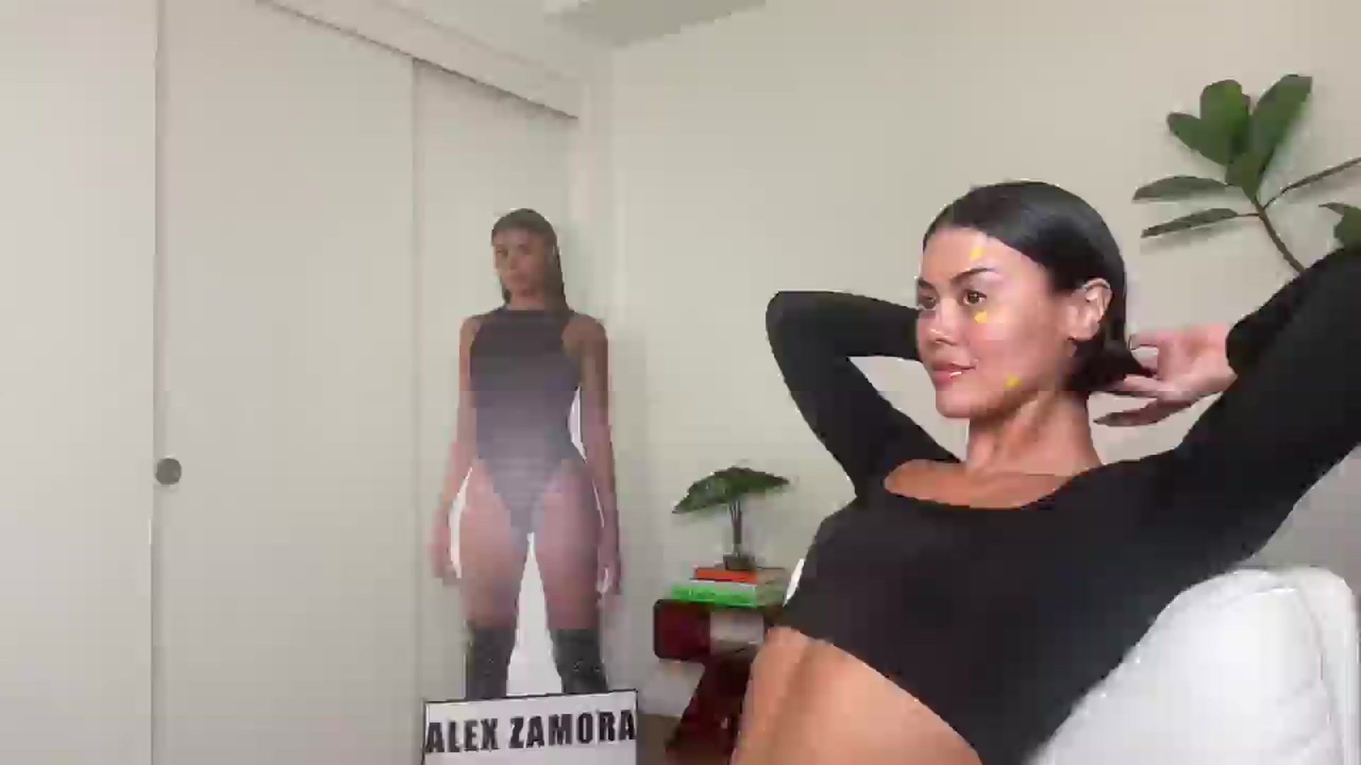 Gallery image thumbnail from alexzamora's myfreecams stream on, 04/27/2025, 05:01 image 18 of 20