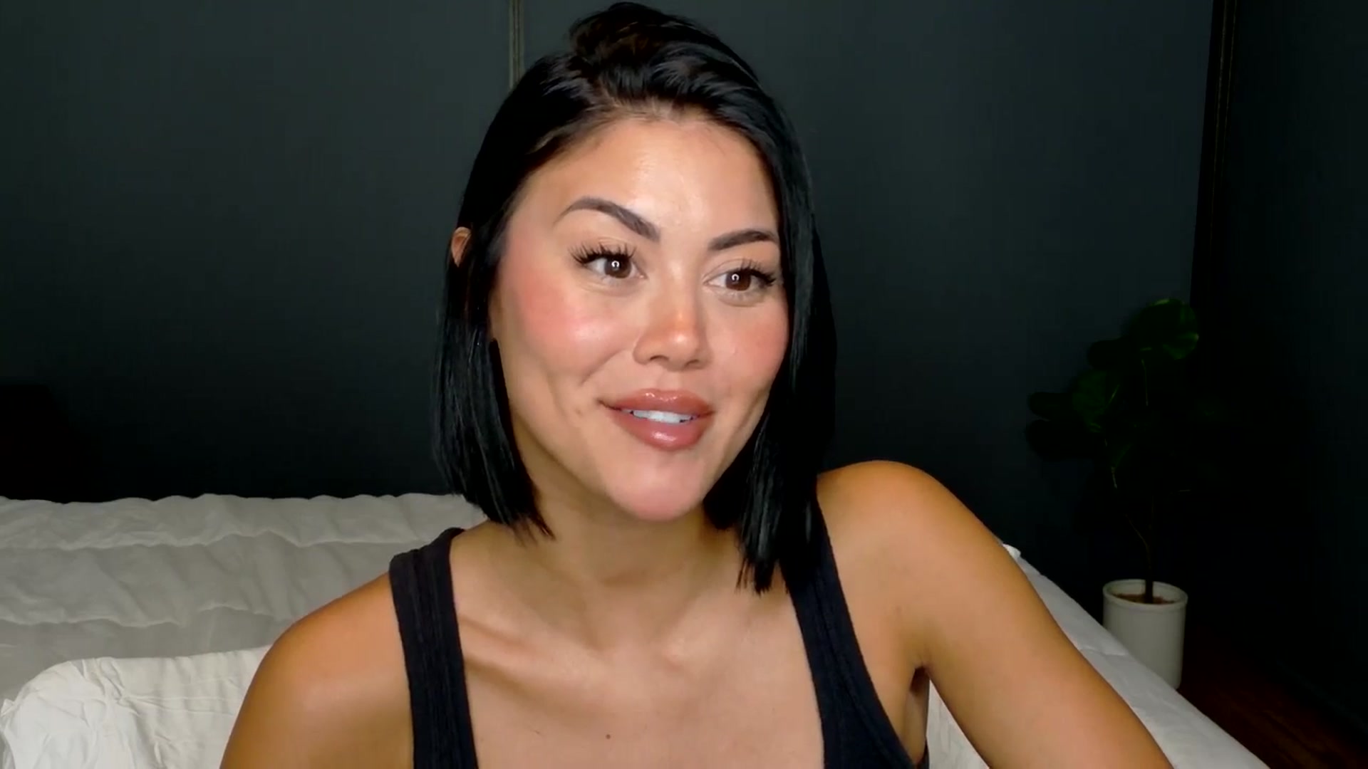 Gallery image thumbnail from alexzamora's myfreecams stream on, 01/02/2026, 06:10 image 18 of 20