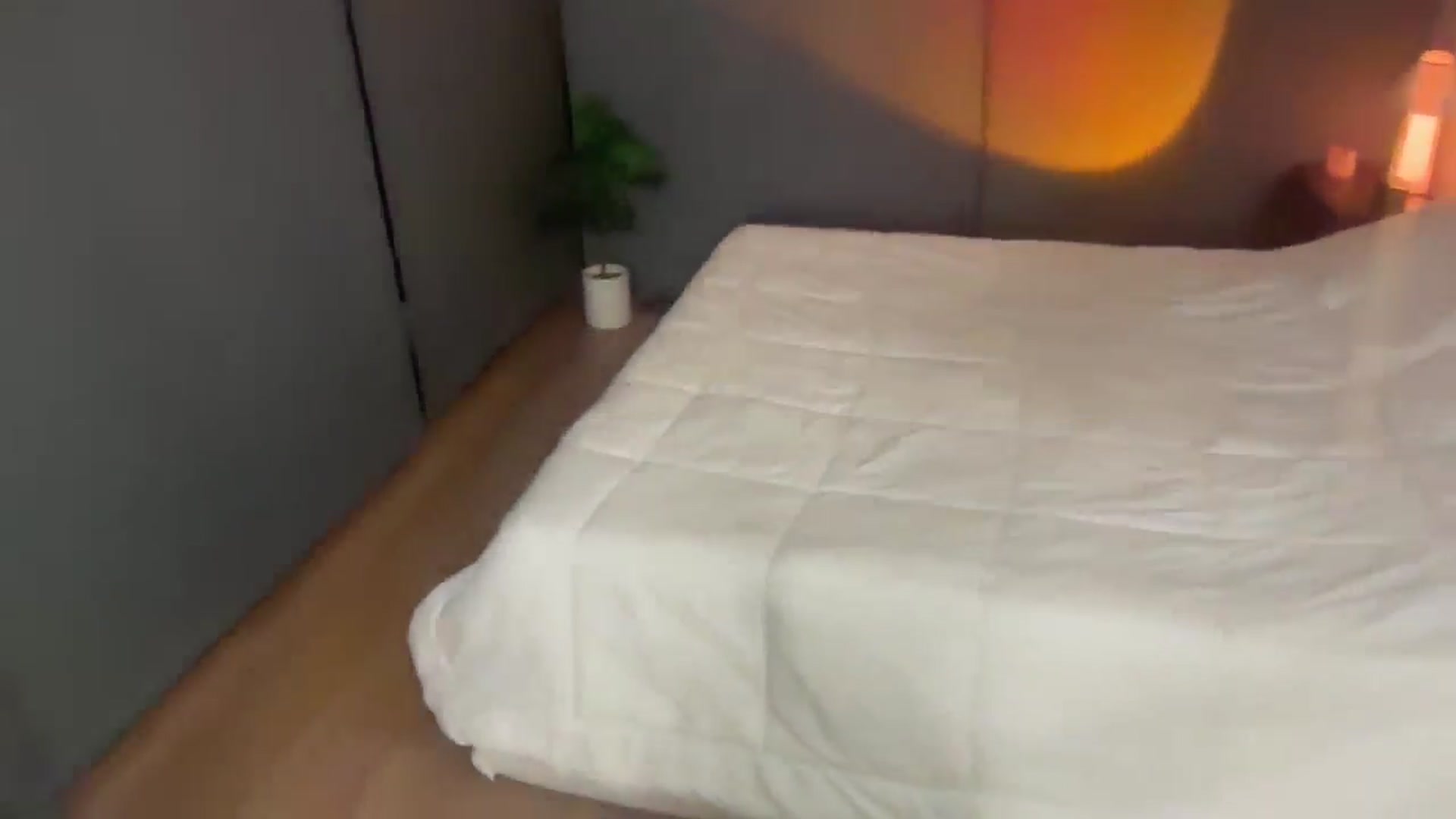 Gallery image thumbnail from alexzamora's myfreecams stream on, 01/11/2026, 05:38 image 8 of 20