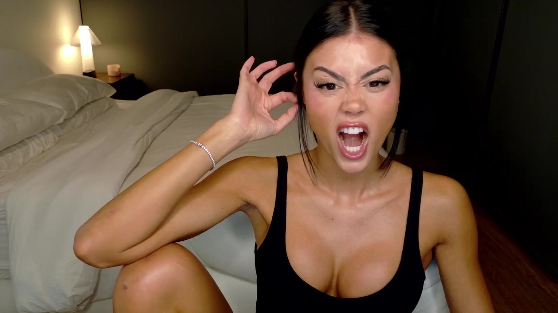 Gallery image thumbnail from alexzamora's myfreecams stream on, 02/25/2026, 06:24 image 17 of 20