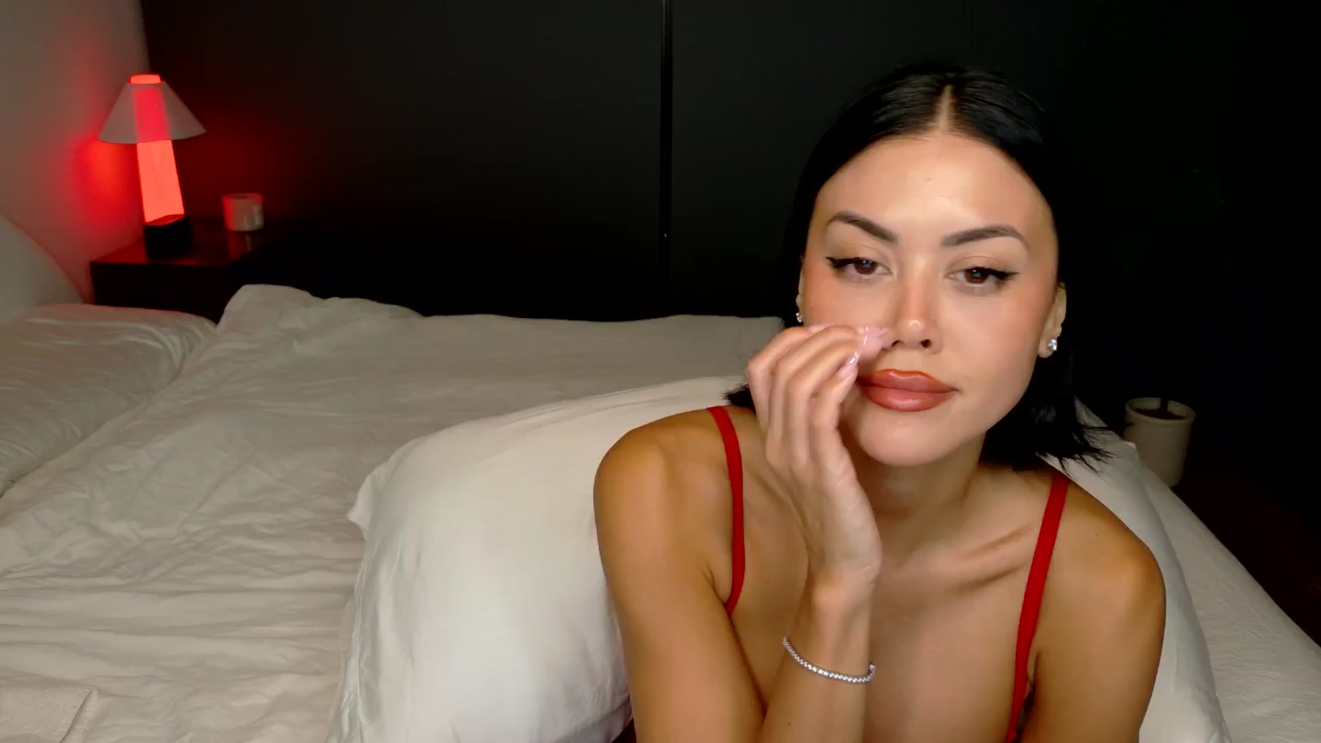 Gallery image thumbnail from alexzamora's myfreecams stream on, 03/24/2026, 06:32 image 14 of 20