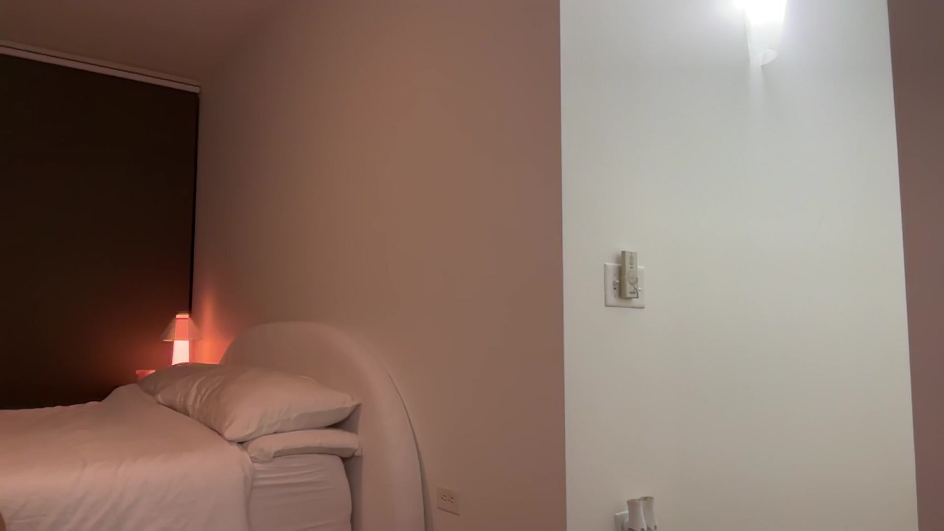 Gallery image thumbnail from alexzamora's myfreecams stream on, 04/27/2026, 05:32 image 11 of 20