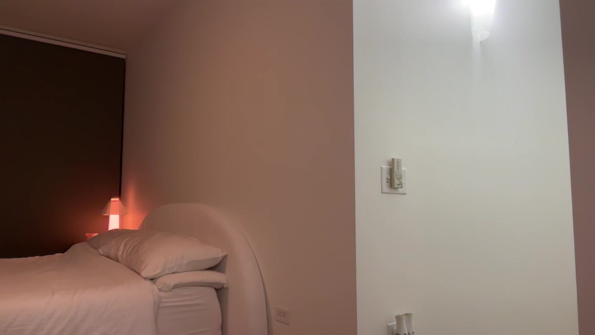 Gallery image thumbnail from alexzamora's myfreecams stream on, 04/27/2026, 05:32 image 10 of 20