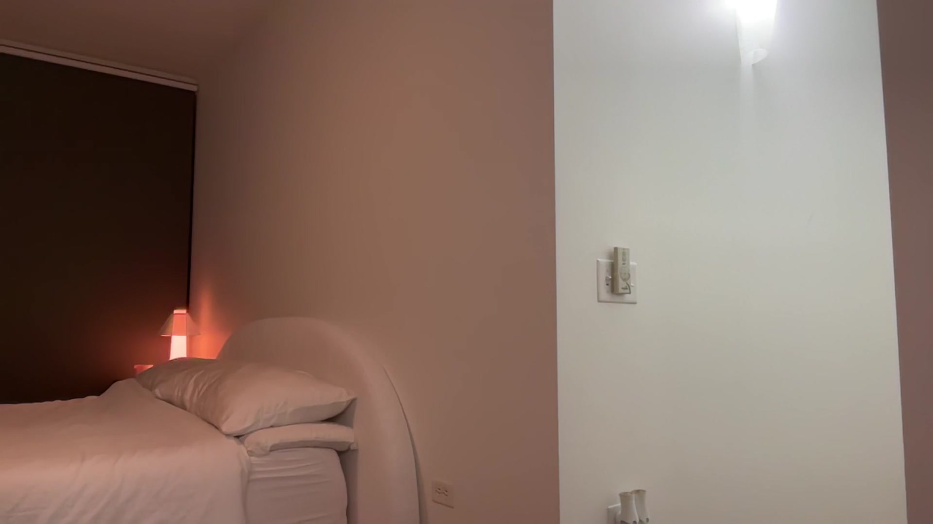Gallery image thumbnail from alexzamora's myfreecams stream on, 04/27/2026, 05:32 image 7 of 20